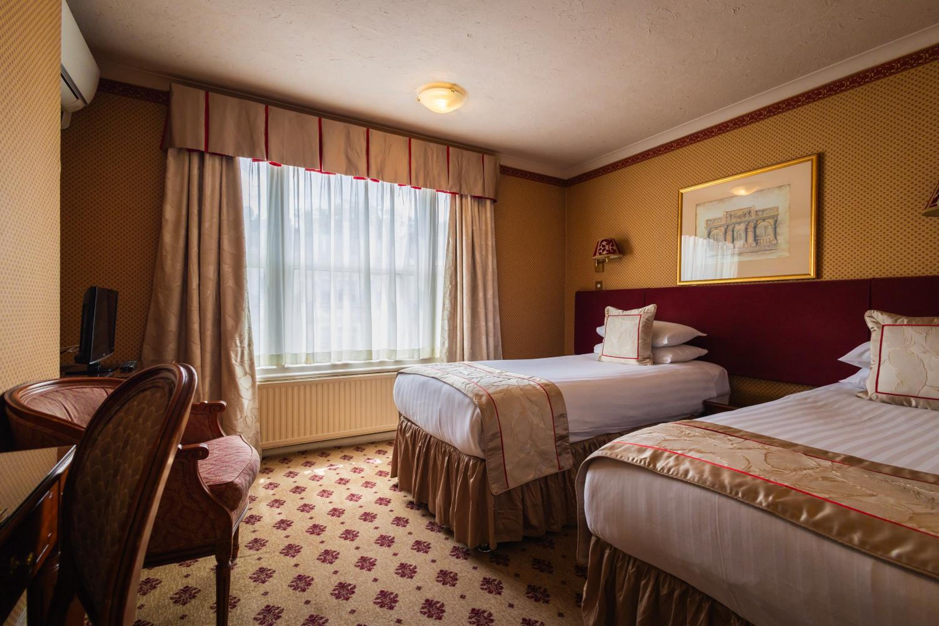 Standard Twin Room photo 1