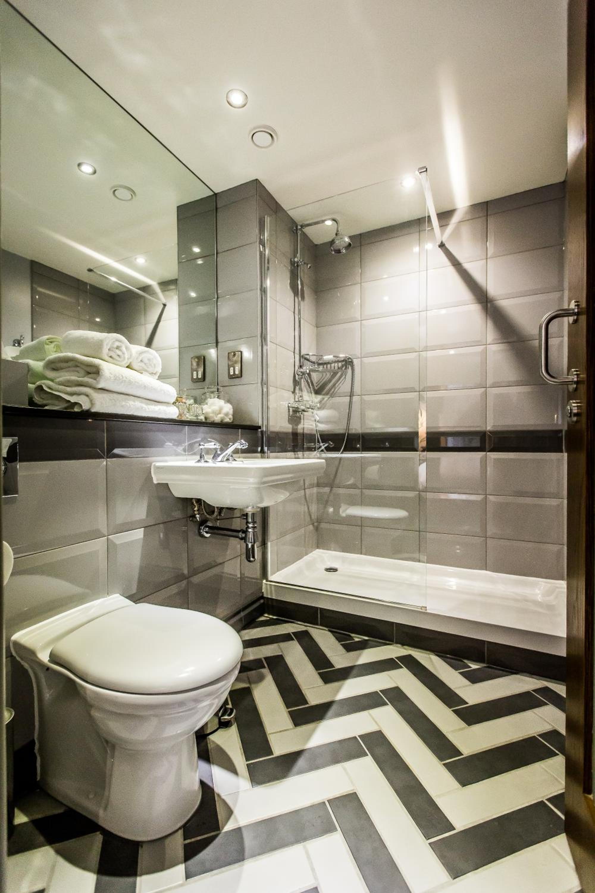 Double Room - Photo 4