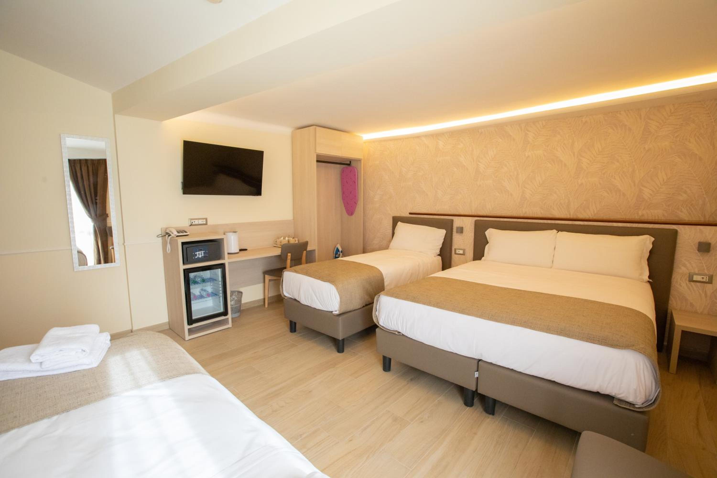 Wirtschaftsvierbettzimmer