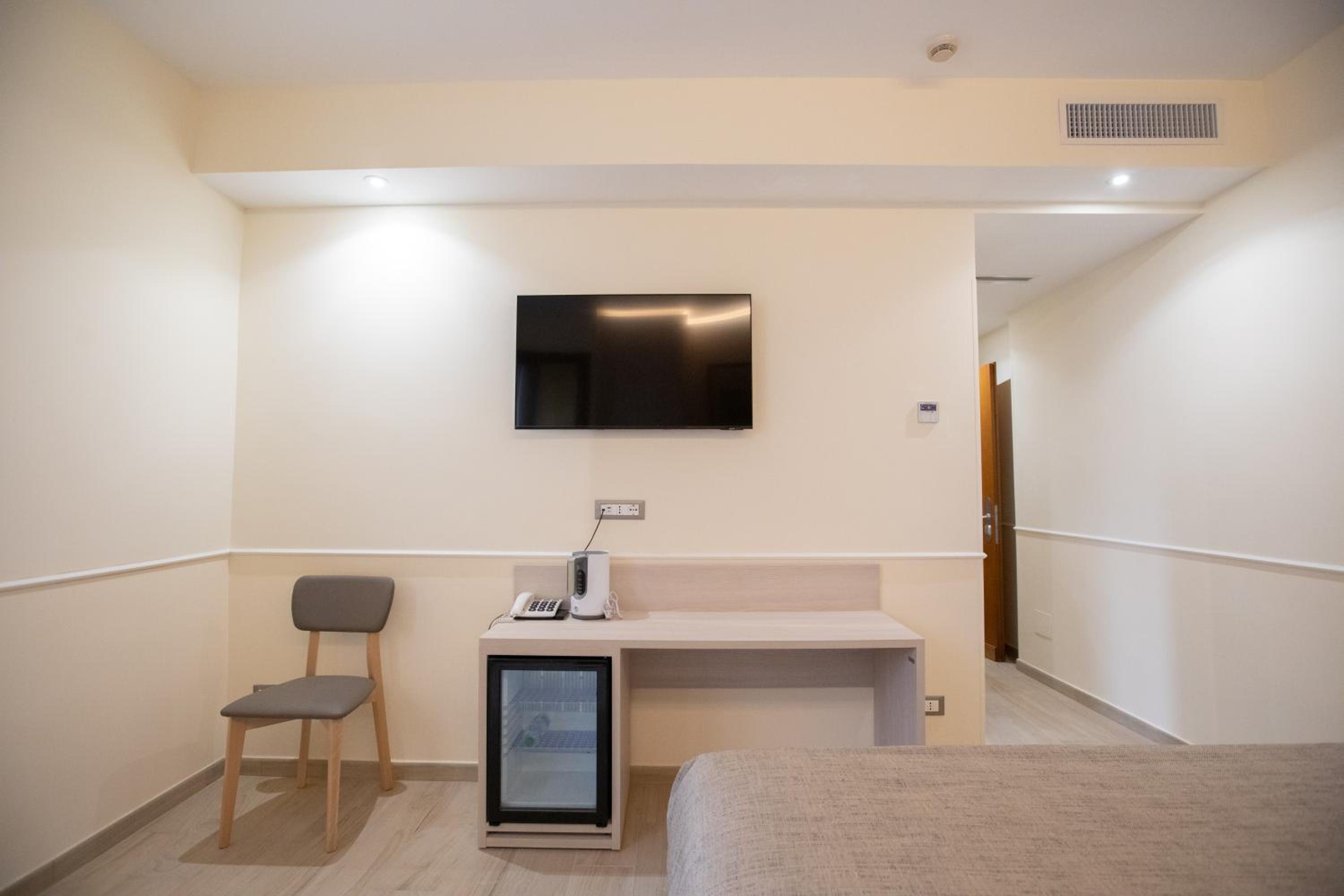 Superior Double or Twin Room with Terrace photo 3
