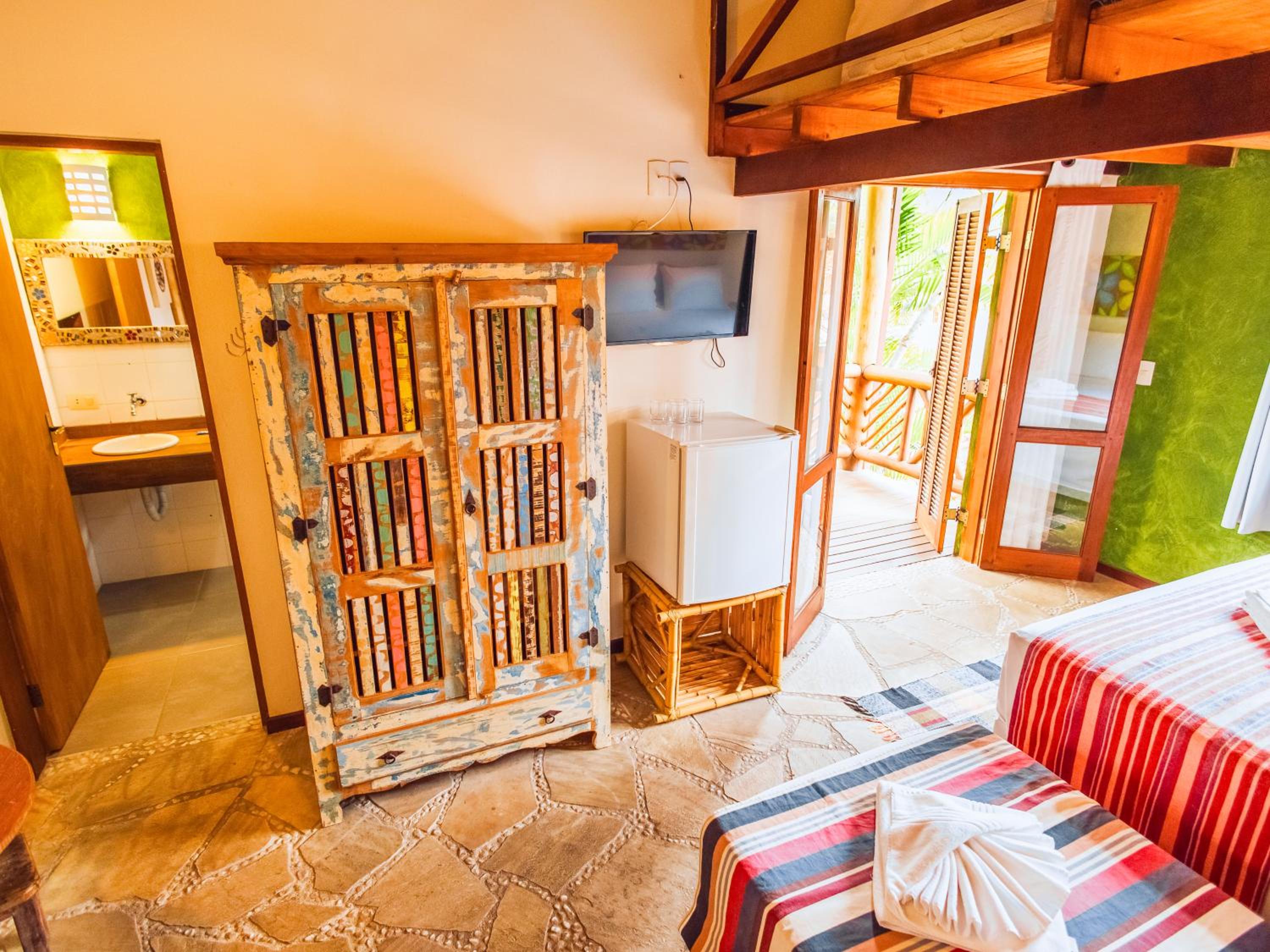 Family Room - Photo 4
