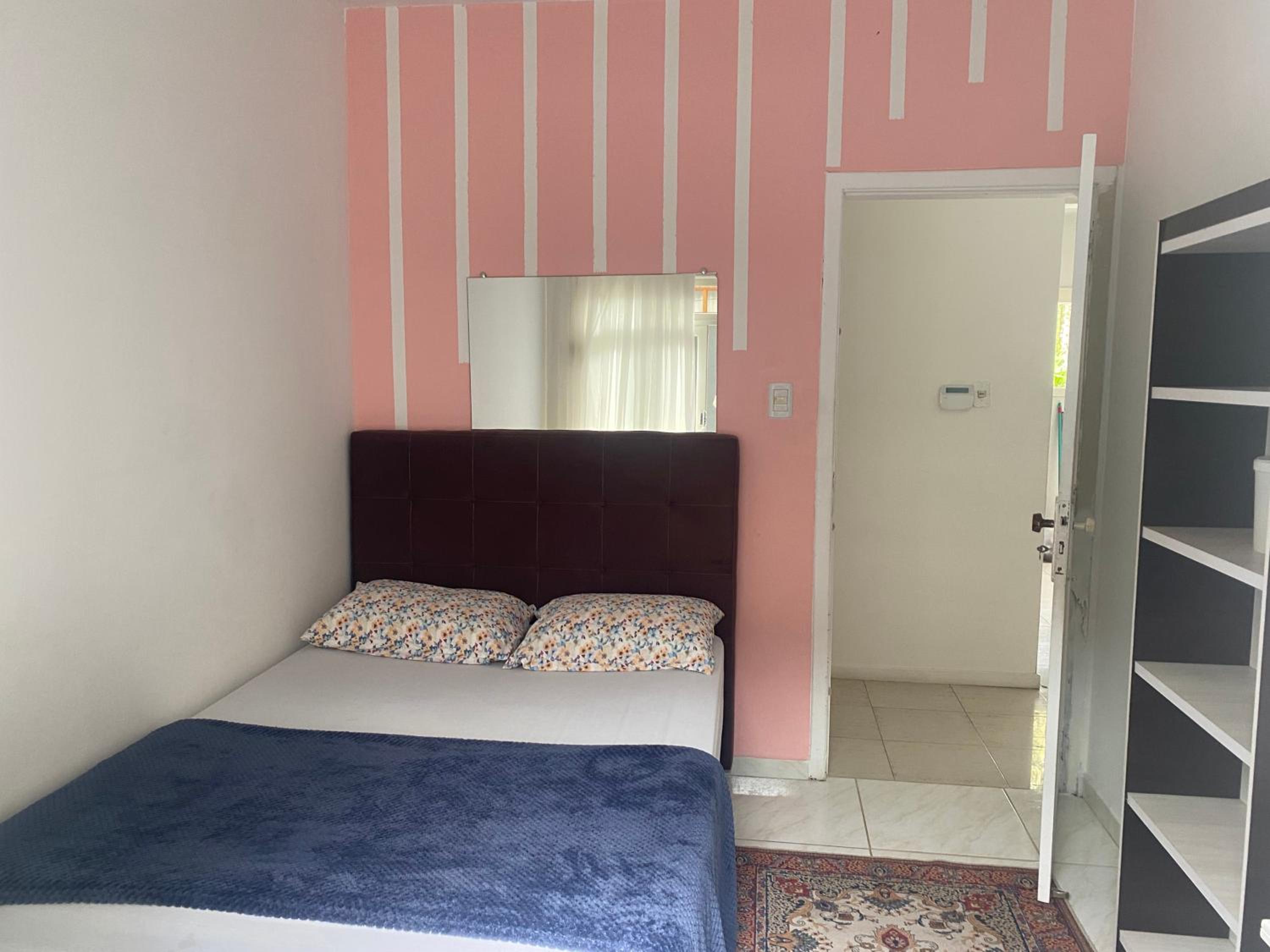 Double Room With Shared Bathroom photo 1