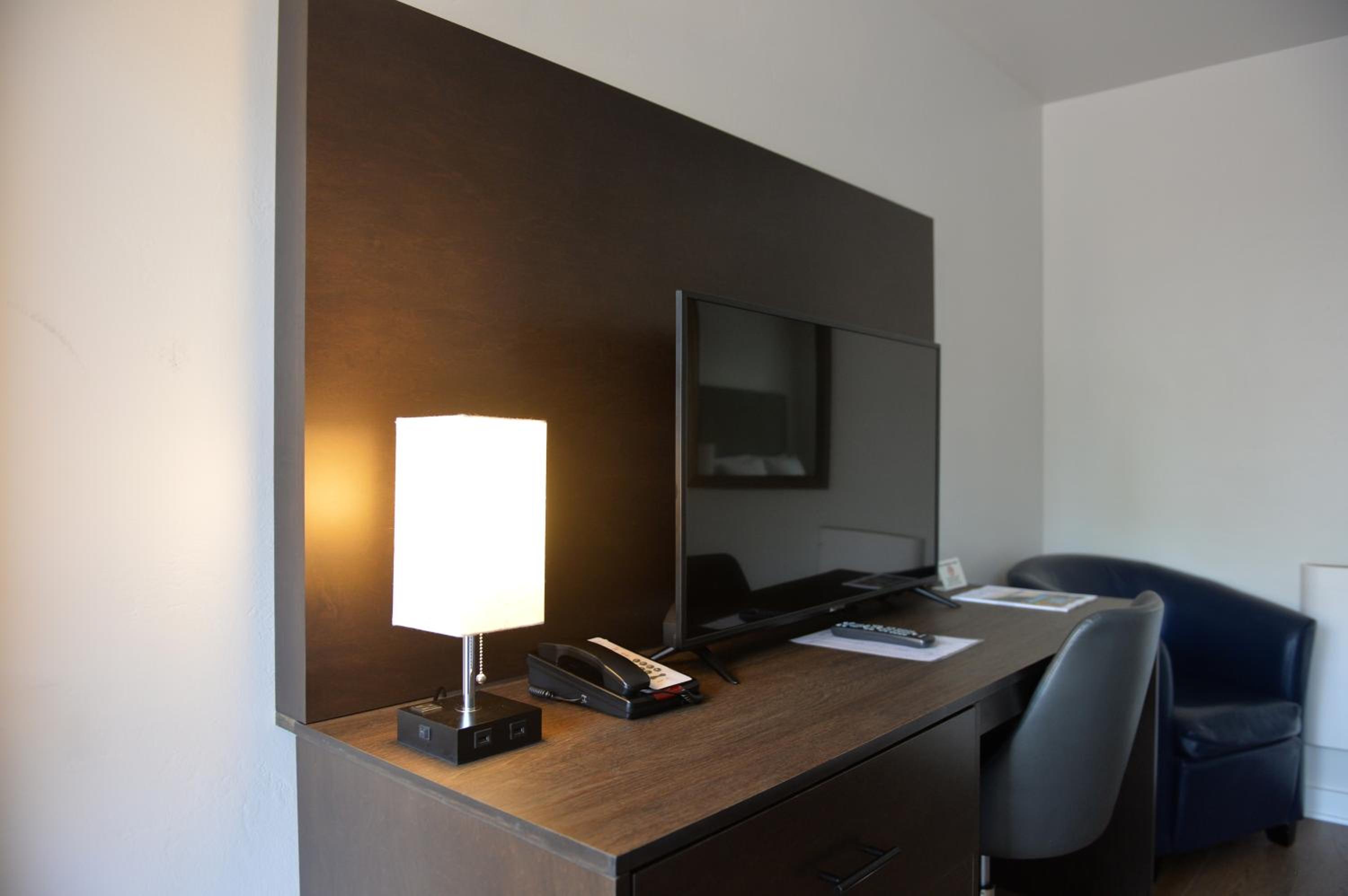 Double Room with Two Double Beds - Photo 1
