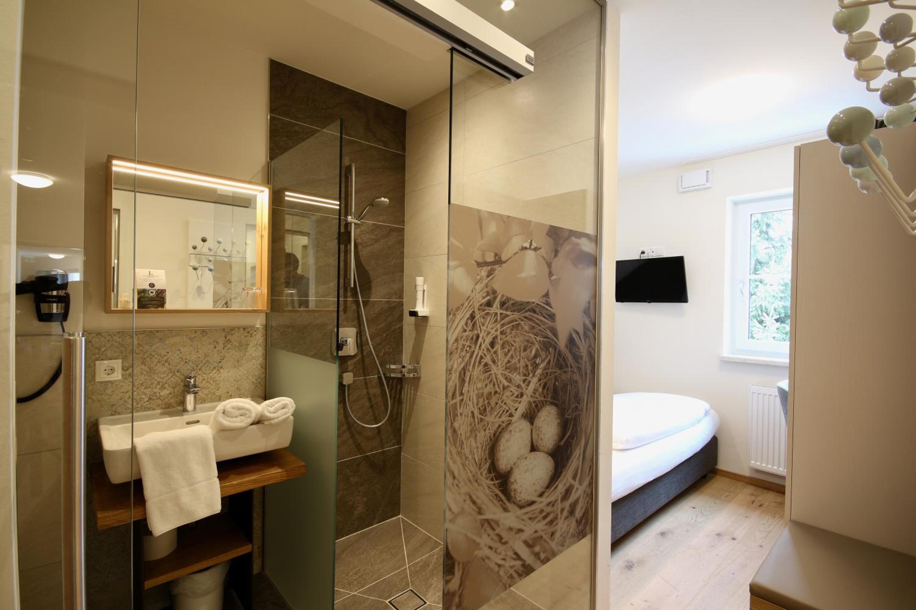 Single Room photo 2