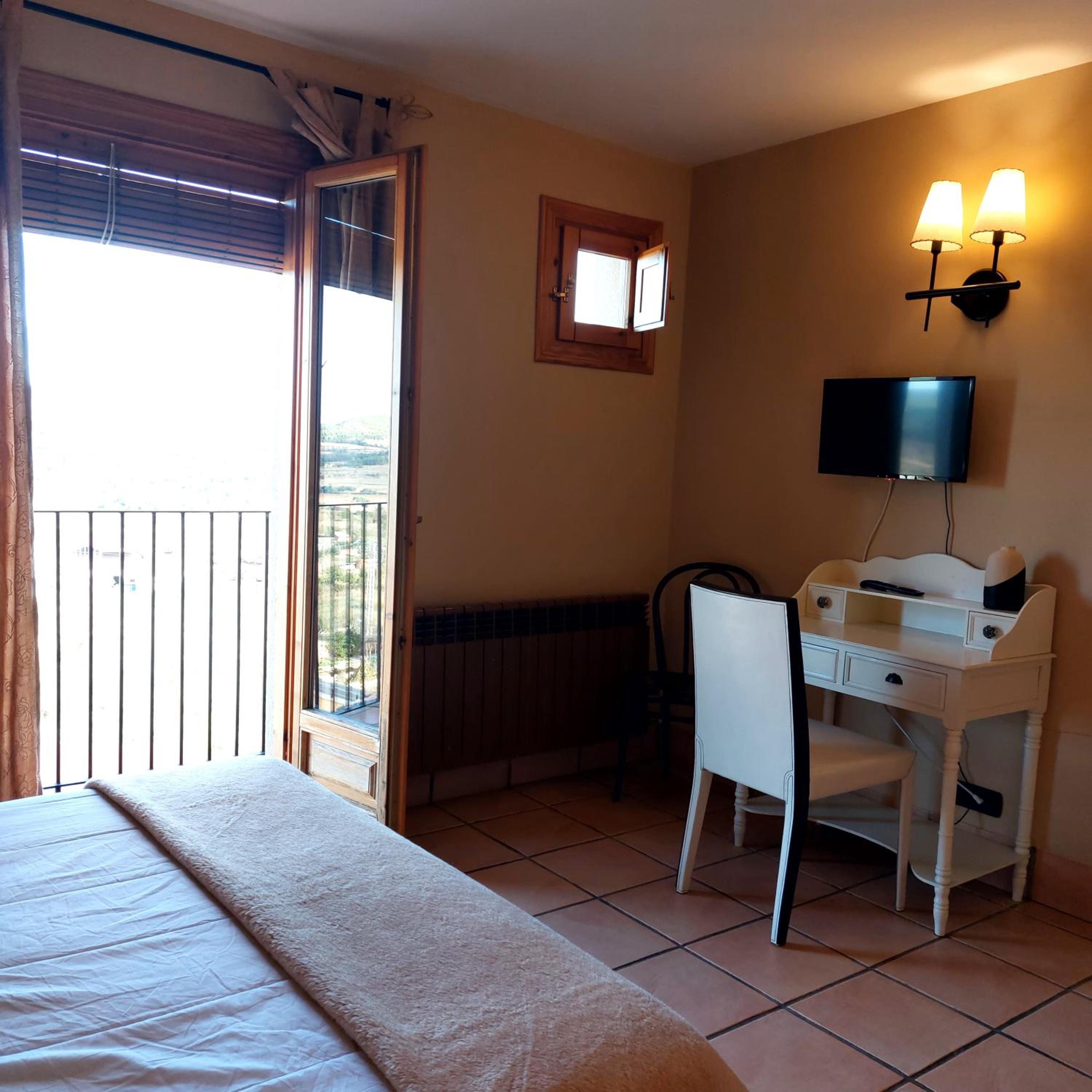 Double Room with Balcony photo 3