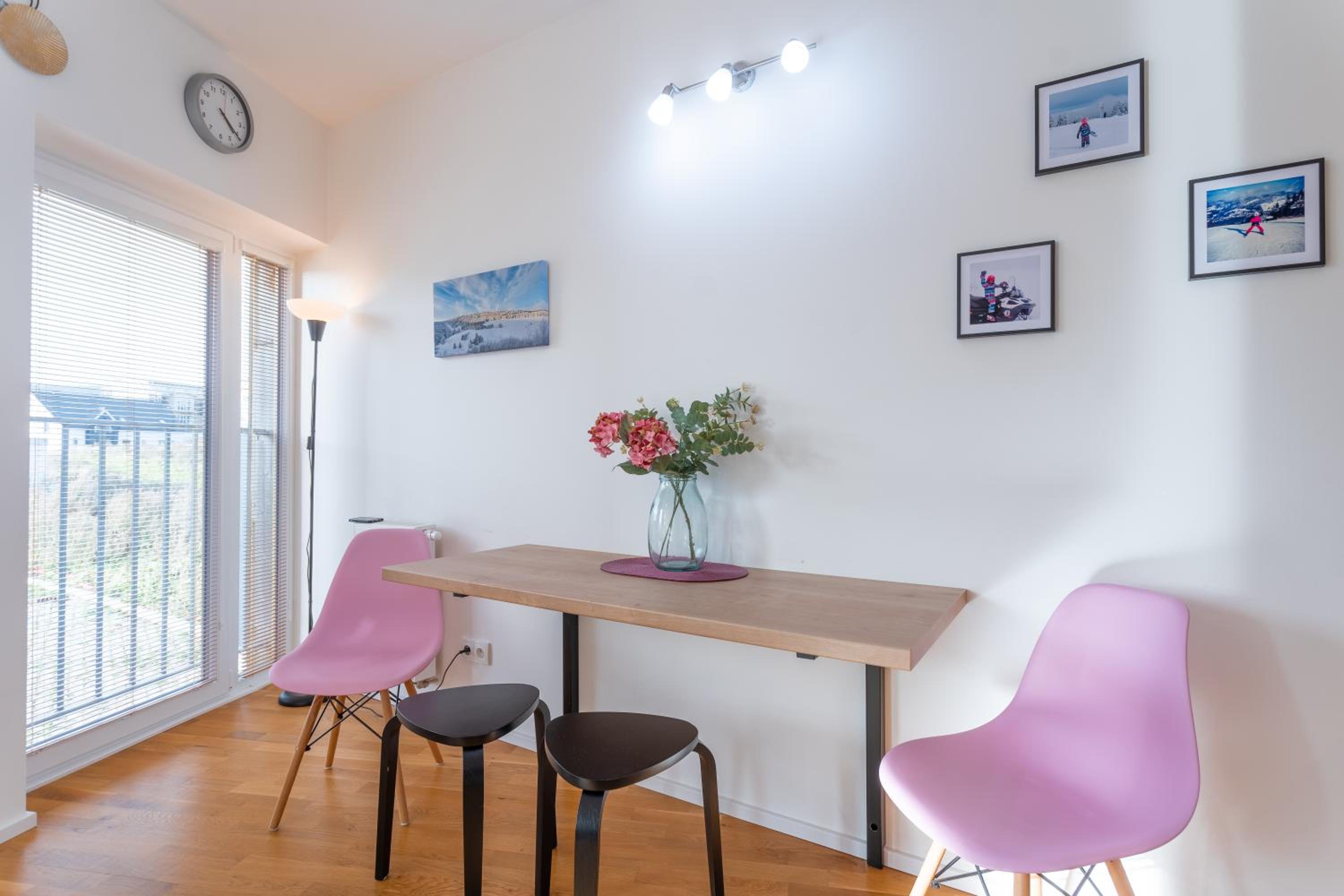 Studio Apartment photo 2