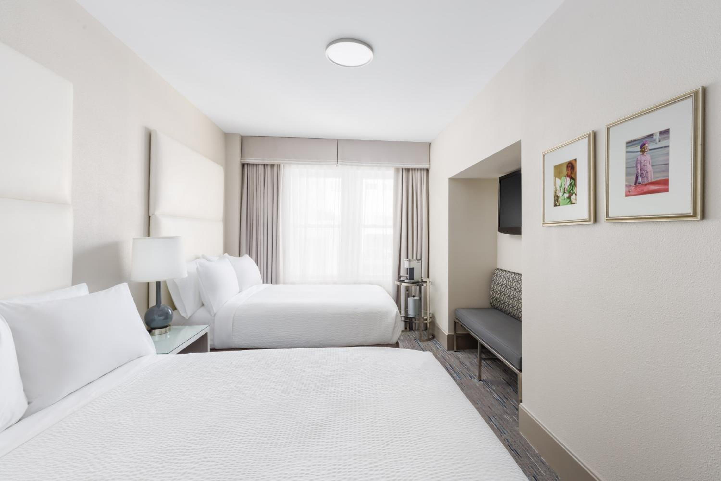 Standard Double Room with Two Double Beds - Photo 5