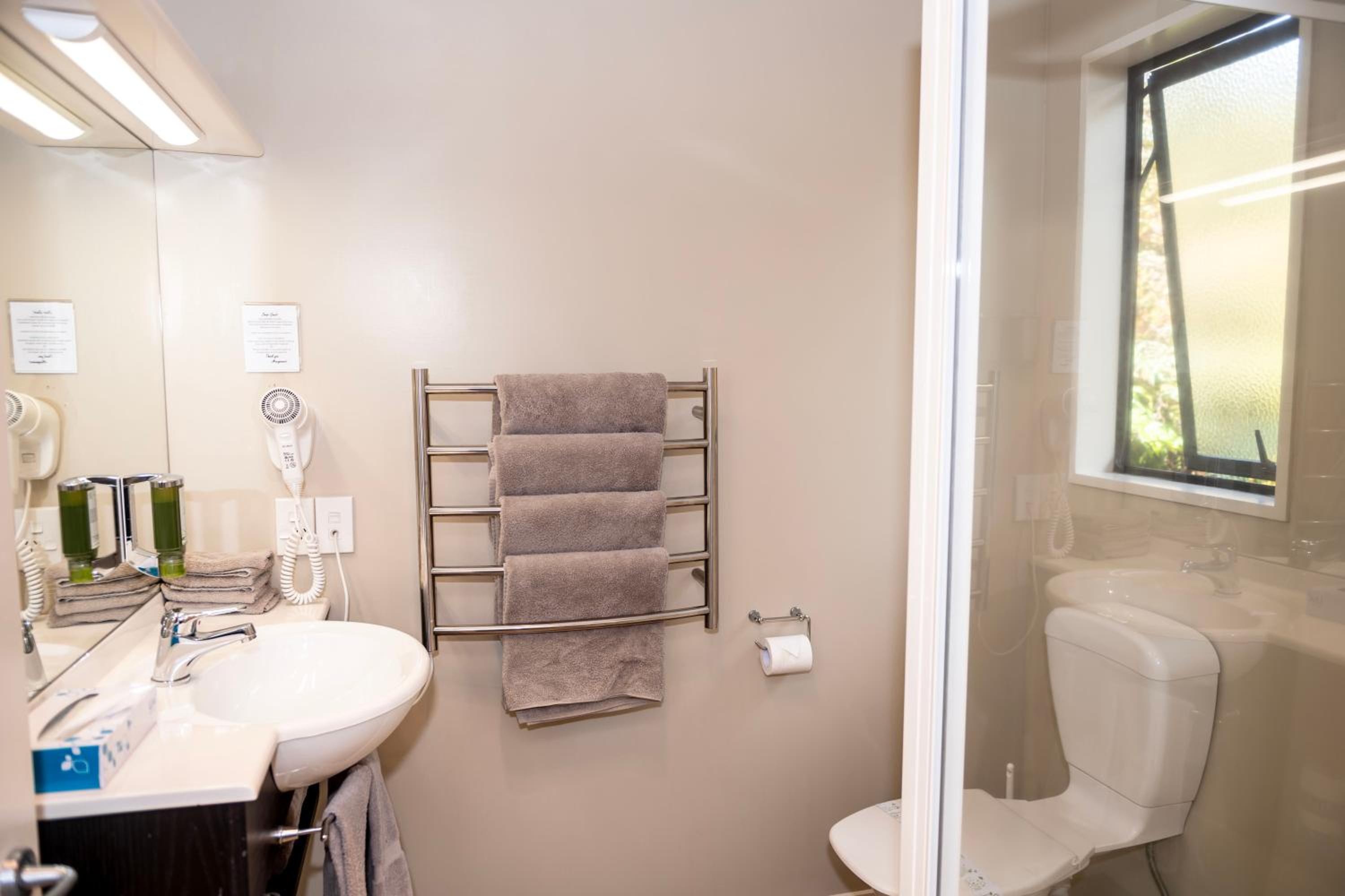 Two-Bedroom Apartment - Photo 12