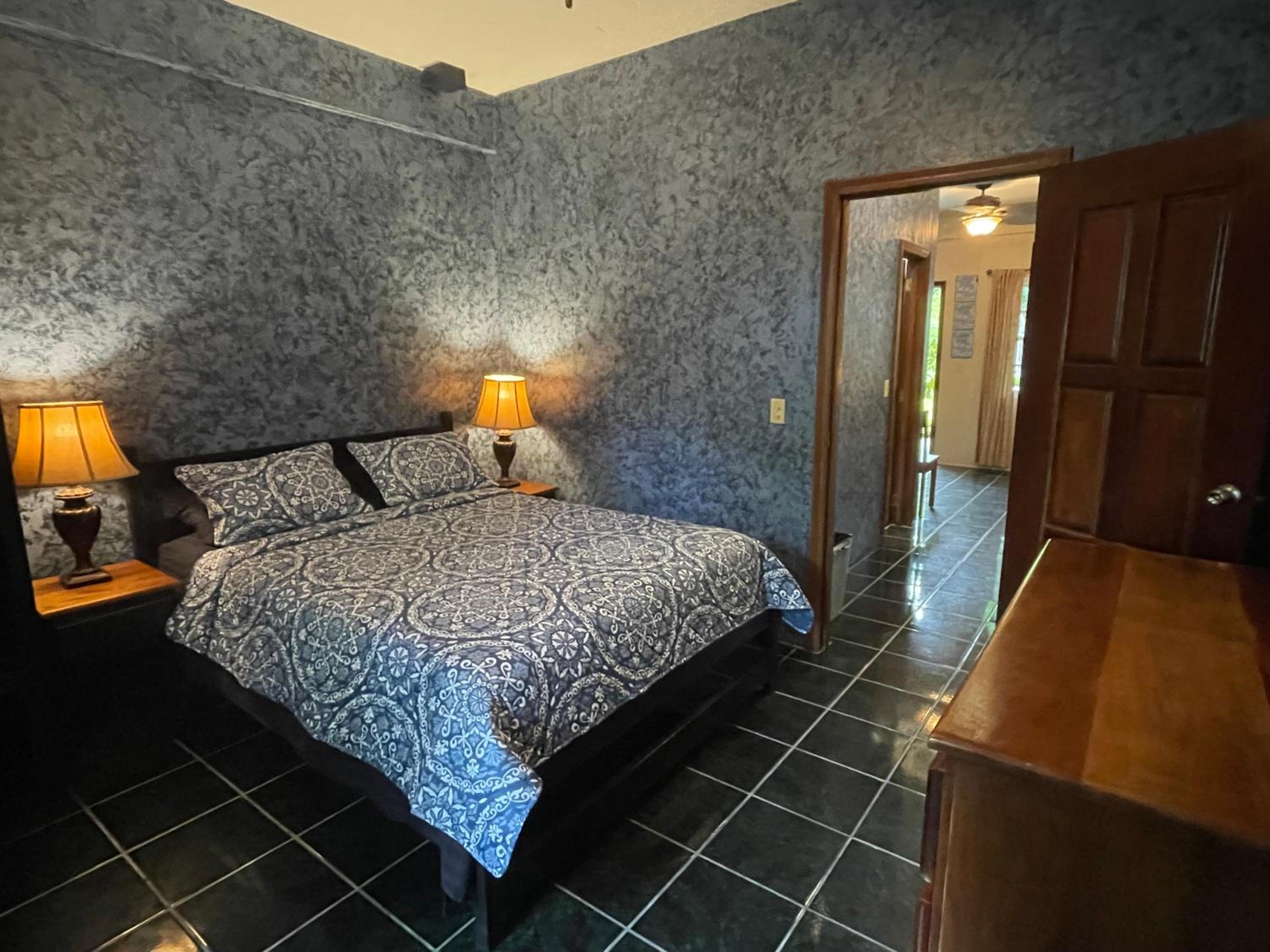 Suite with Garden View
