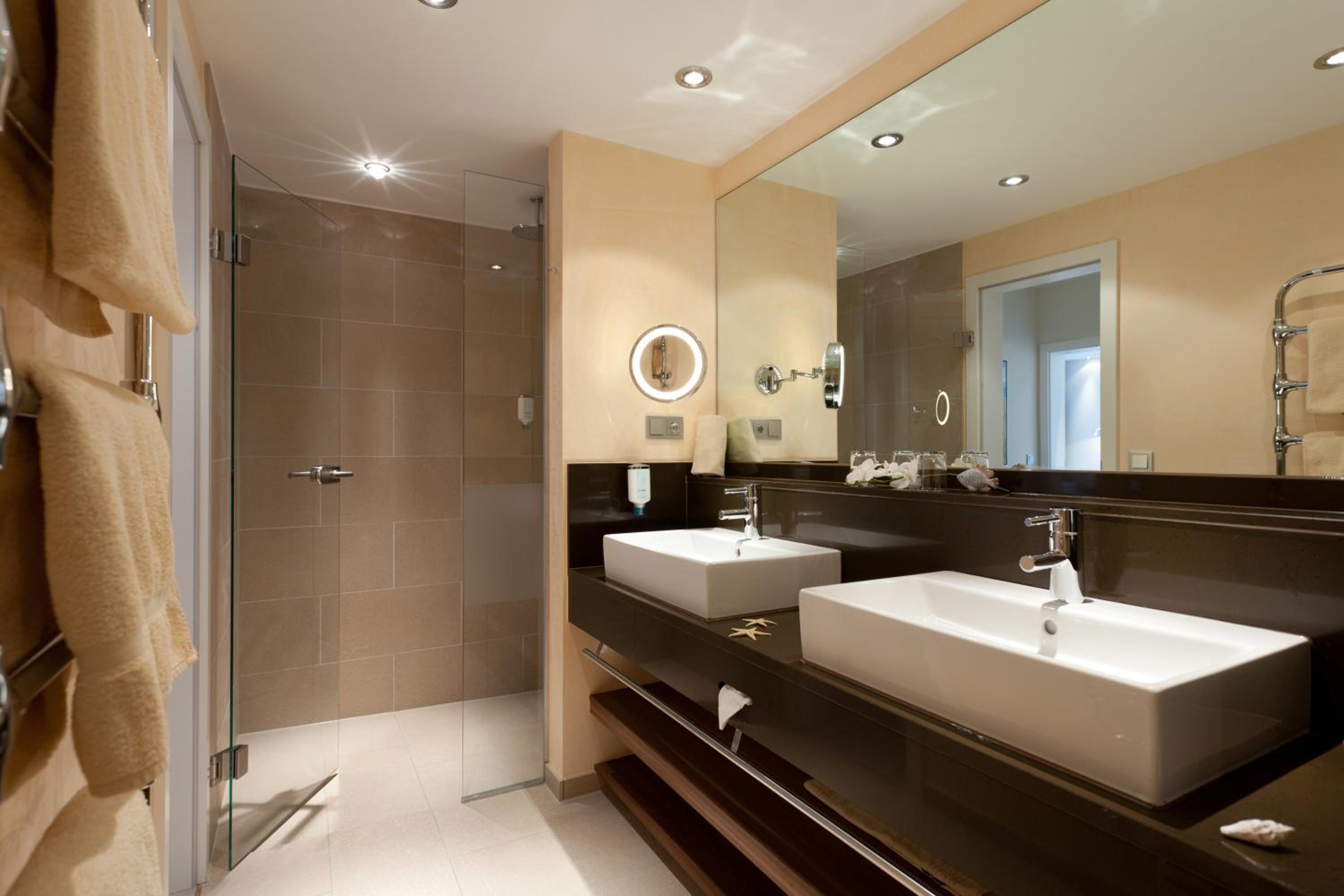 Suite with Balcony photo 3
