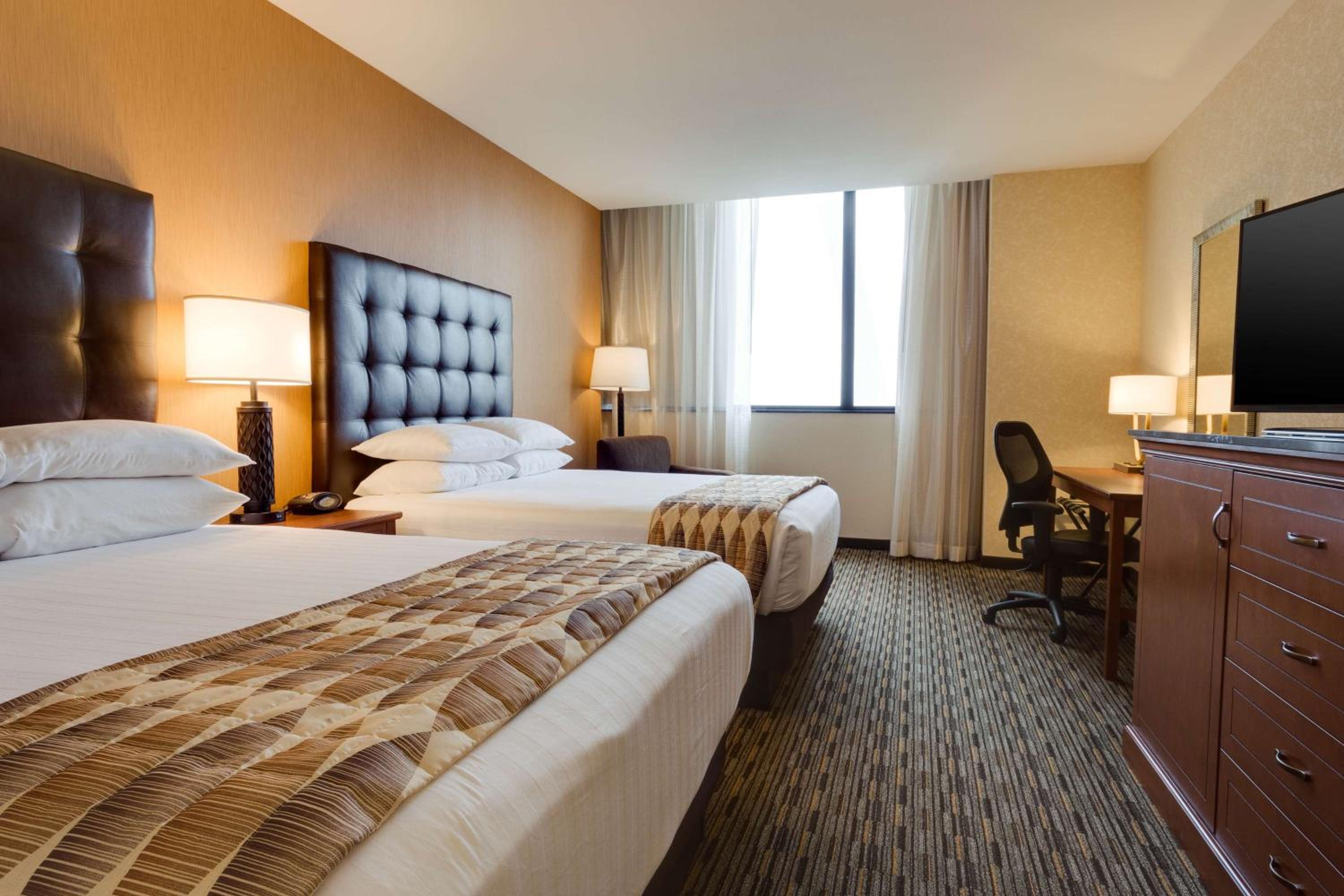 Deluxe Queen Room with Two Queen Beds - Photo 1