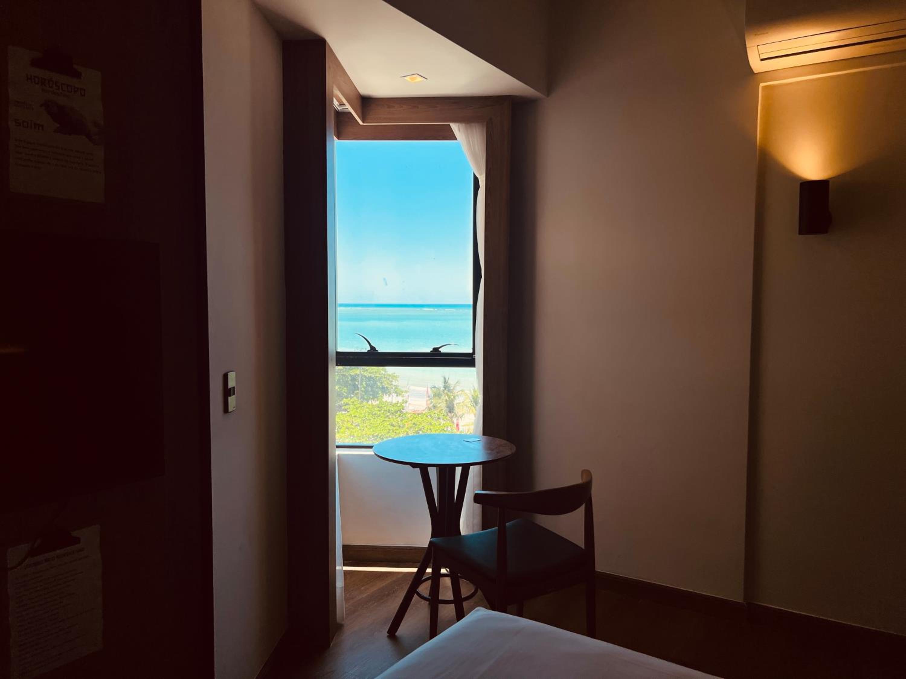 Double Room with Side Sea View - Photo 5