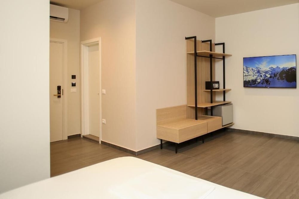 Superior Triple Room, Balcony, Sea View