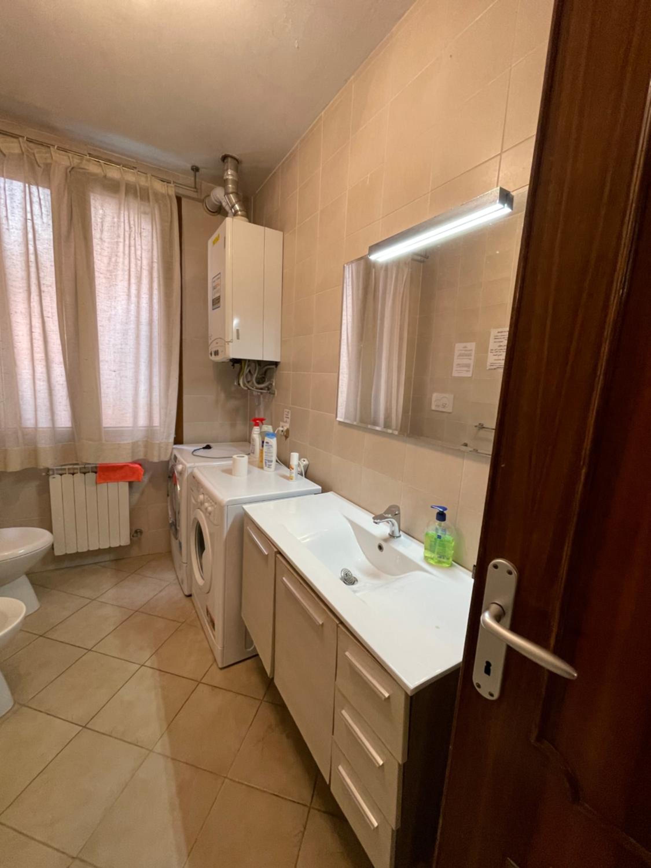 Economy Quadruple Room with Shared Bathroom photo 1