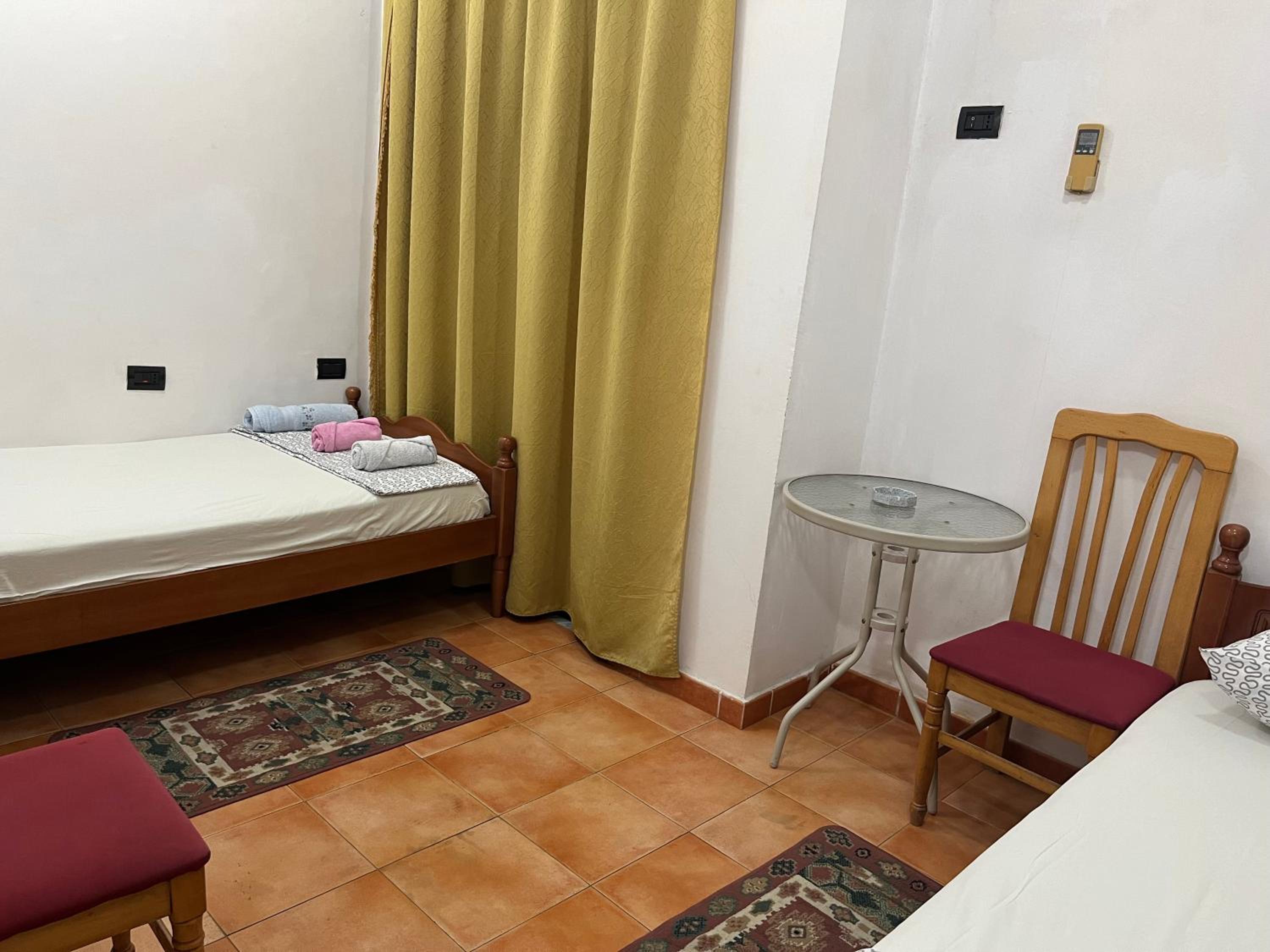 Economy Twin Room