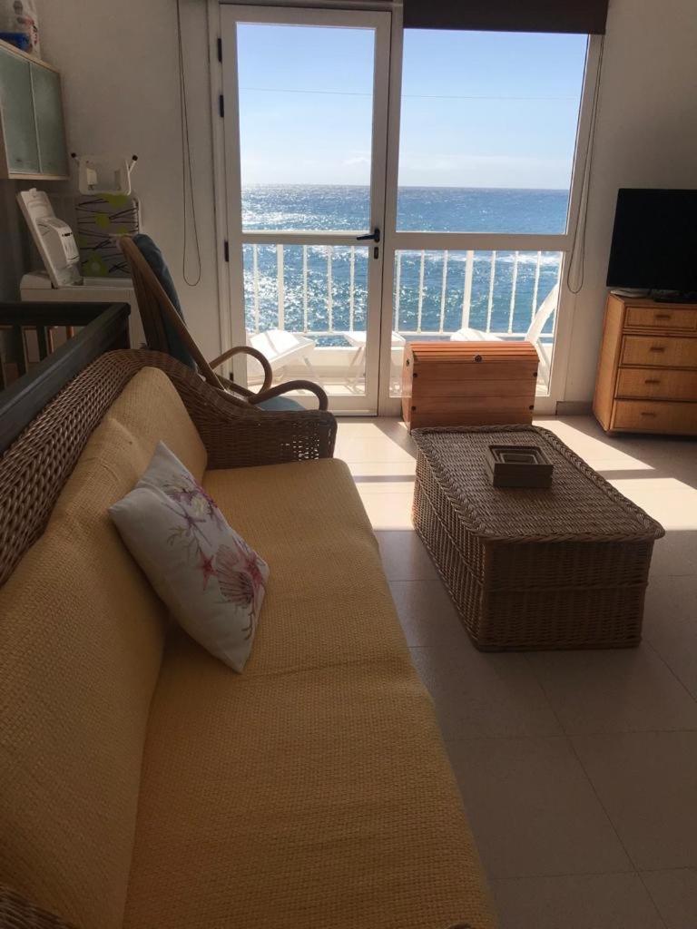 Apartment with Sea View photo 2