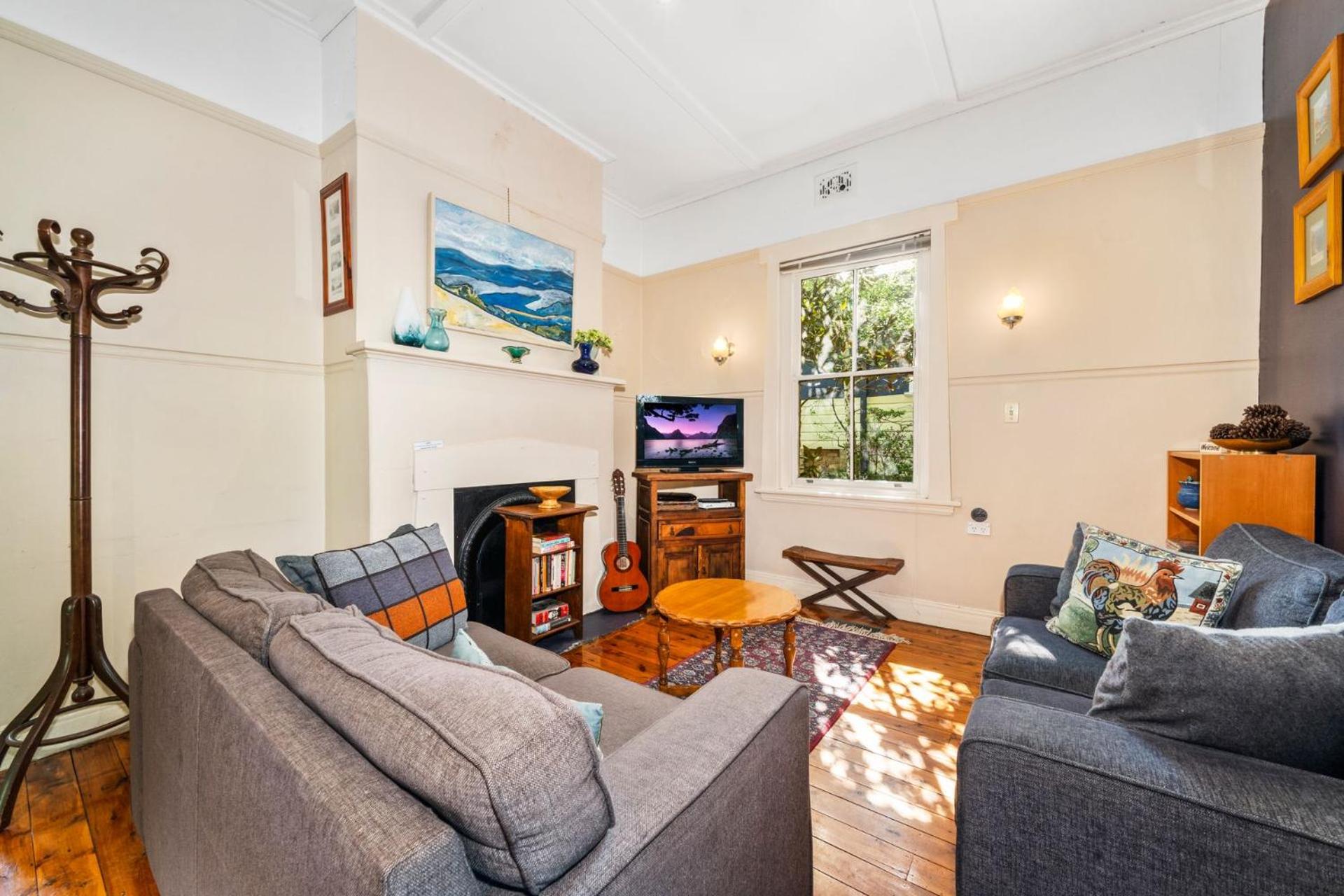 Three-Bedroom House photo 1