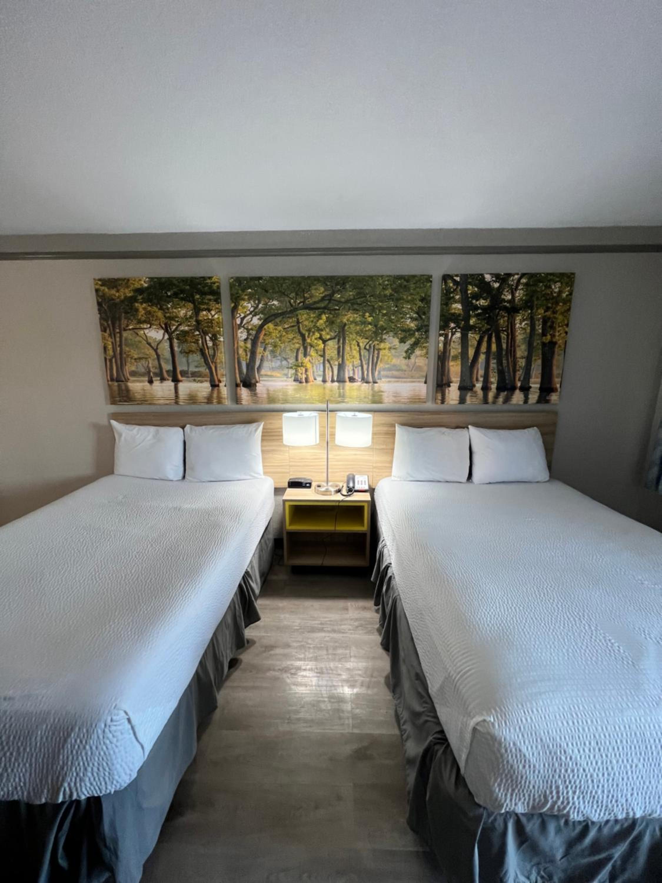 Double Room with Two Double Beds - Non-Smoking - Photo 6