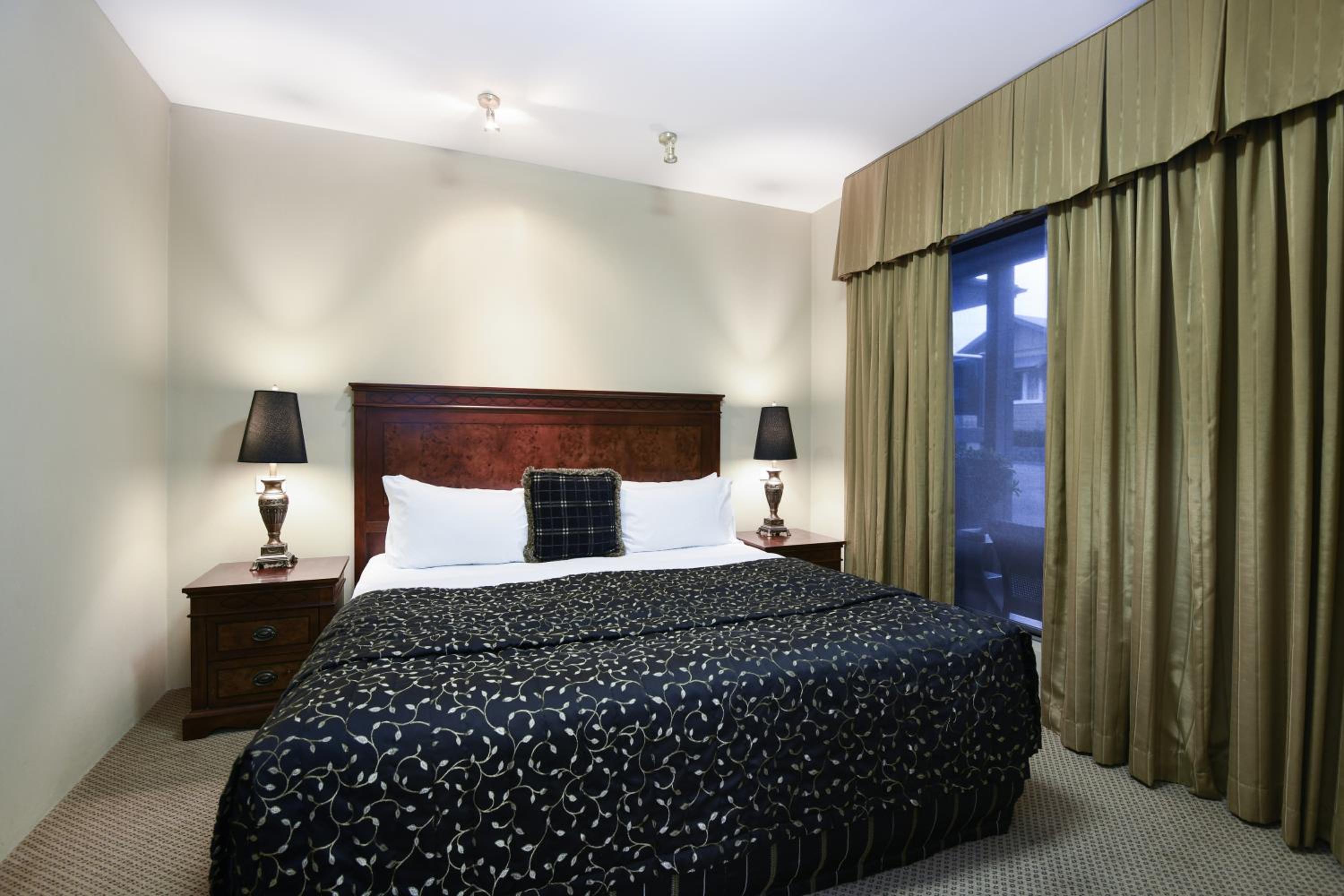 Executive Suite photo 3