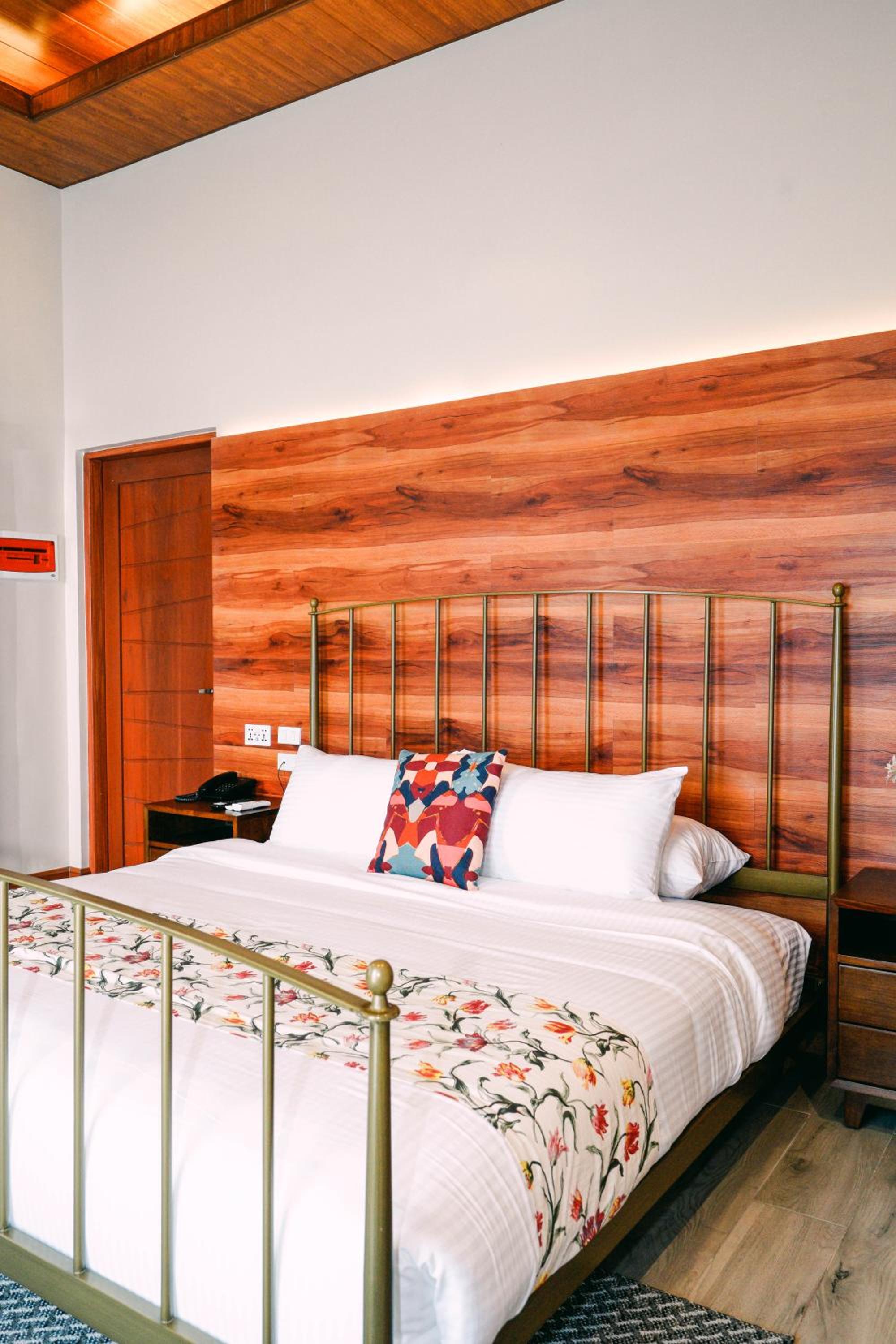 Lodge King - Photo 2