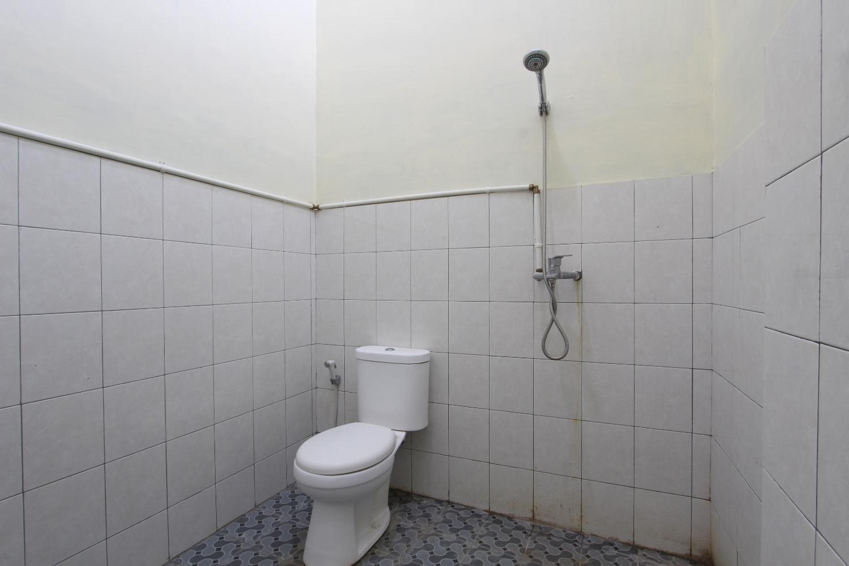 Budget Double Room photo 2