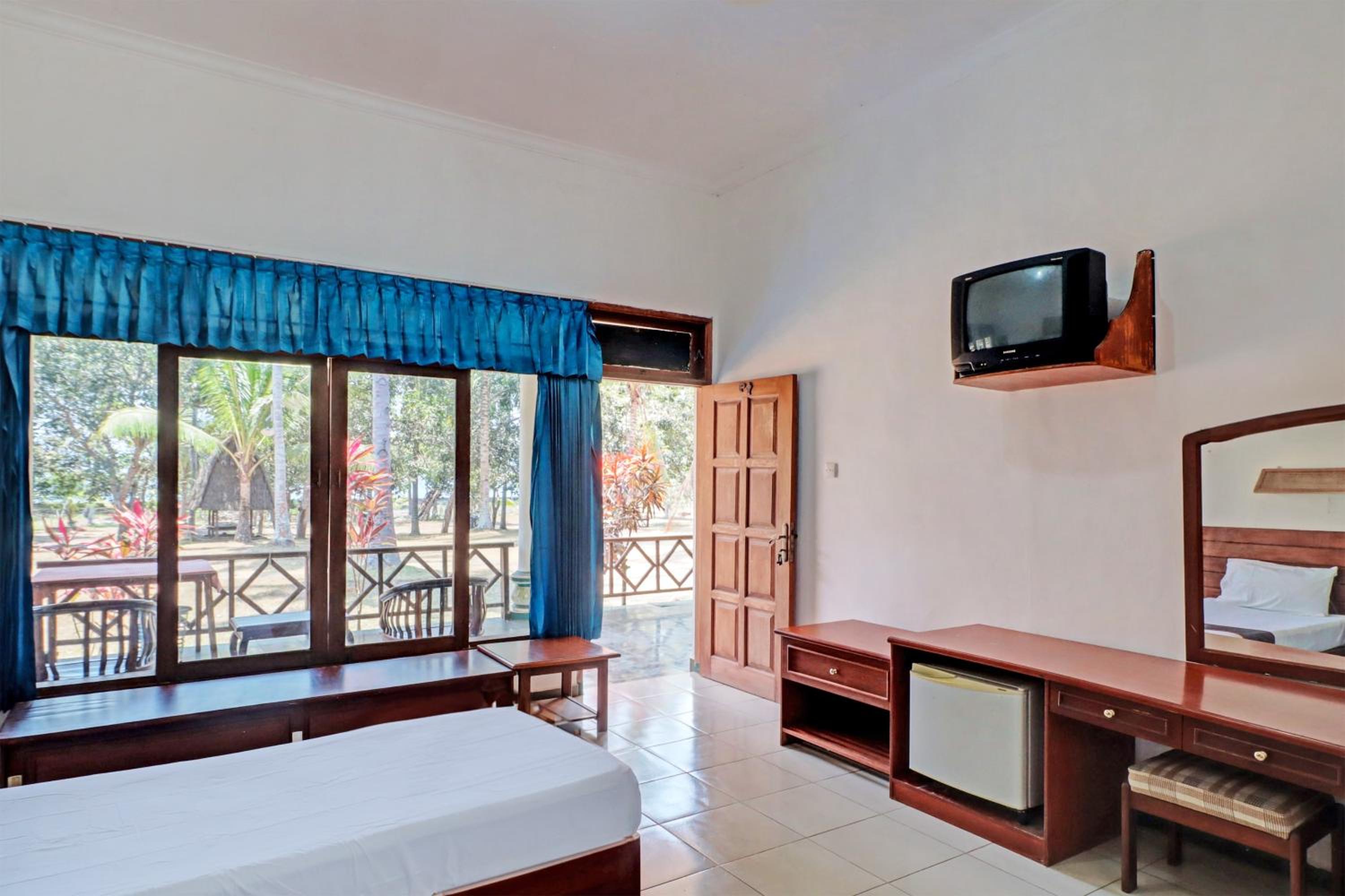 Superior Twin Room - Photo 12