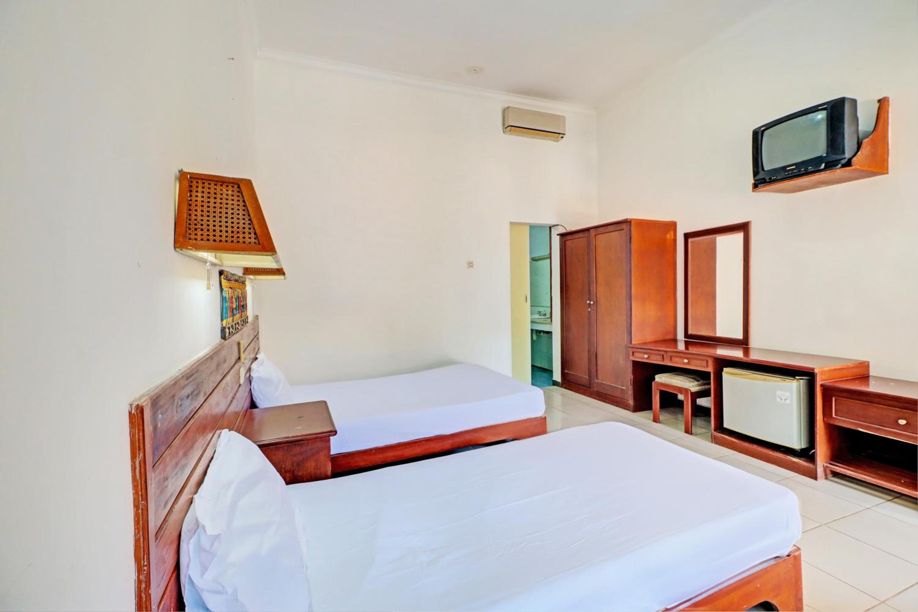 Superior Twin Room - Photo 8