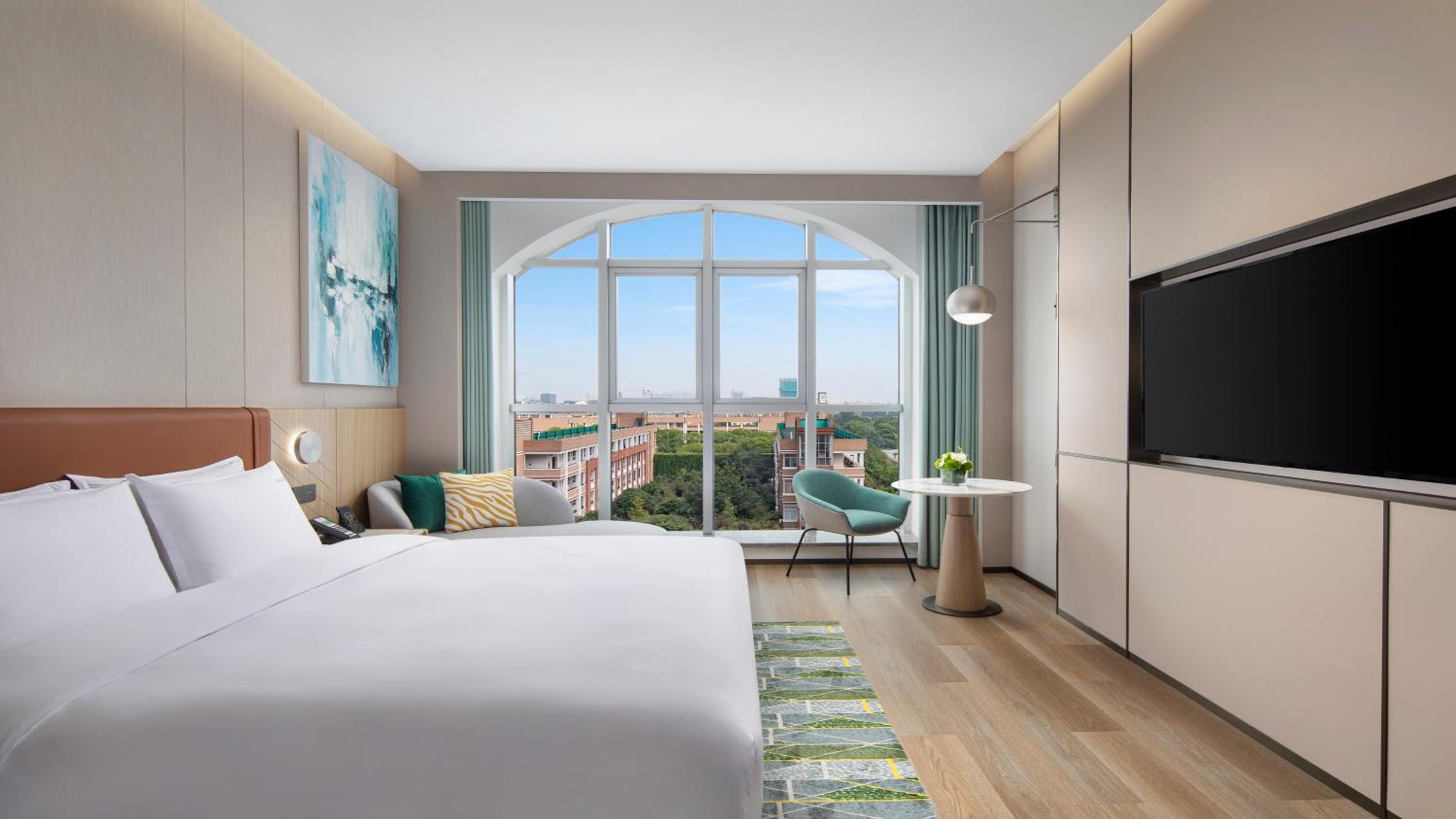 Standard King Room photo 1