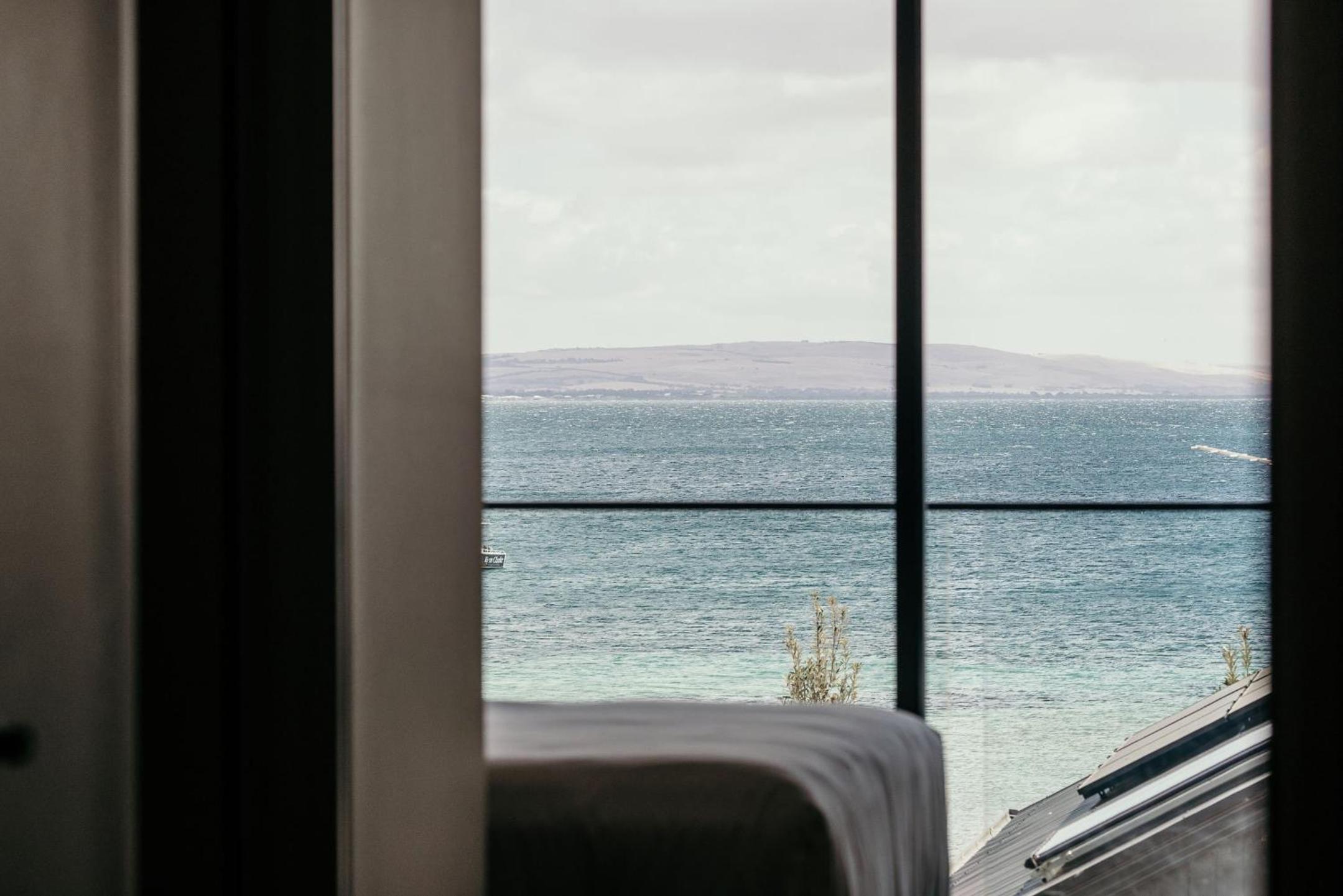 Studio Apartment Sea View photo 2