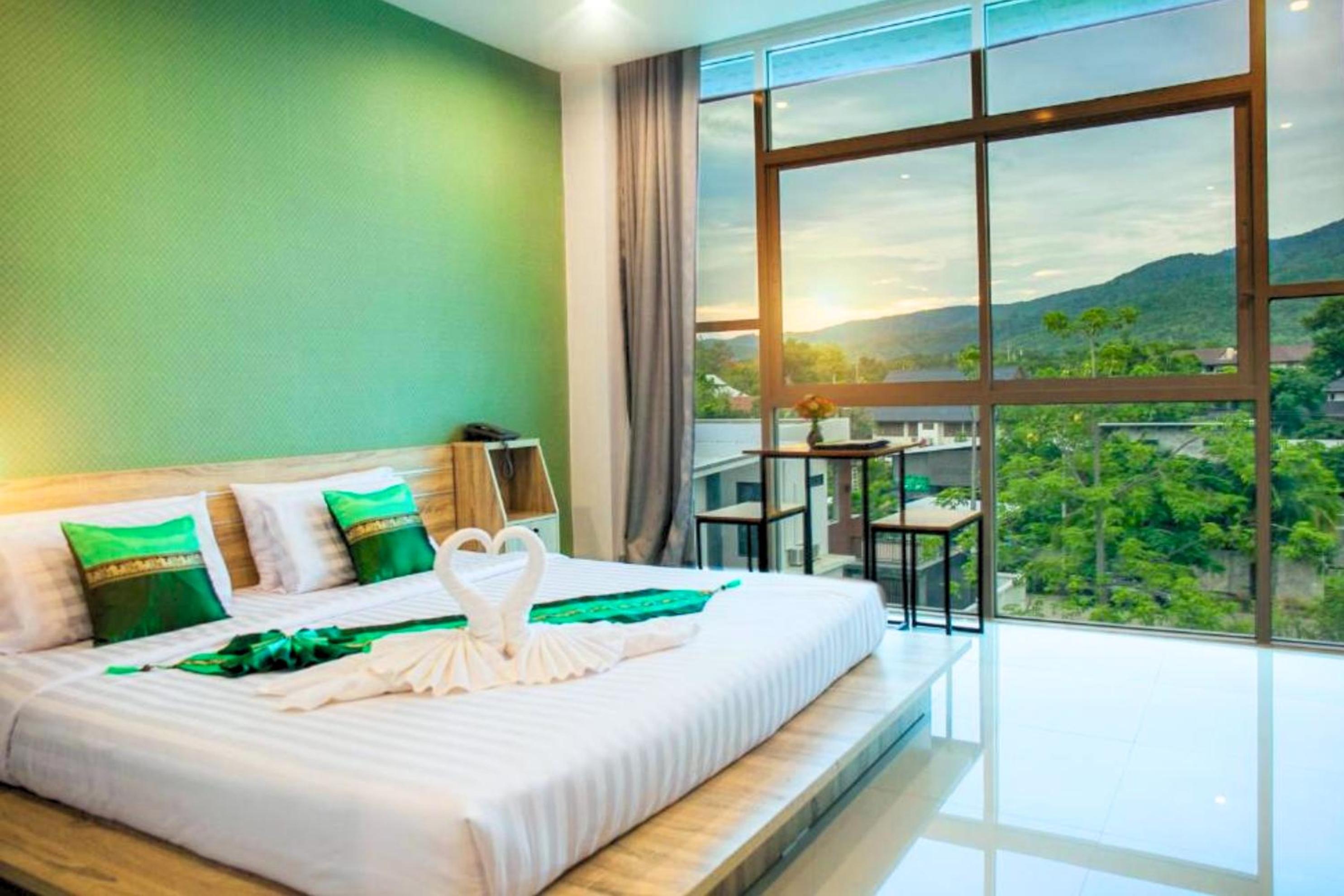 Double Room with Mountain View
