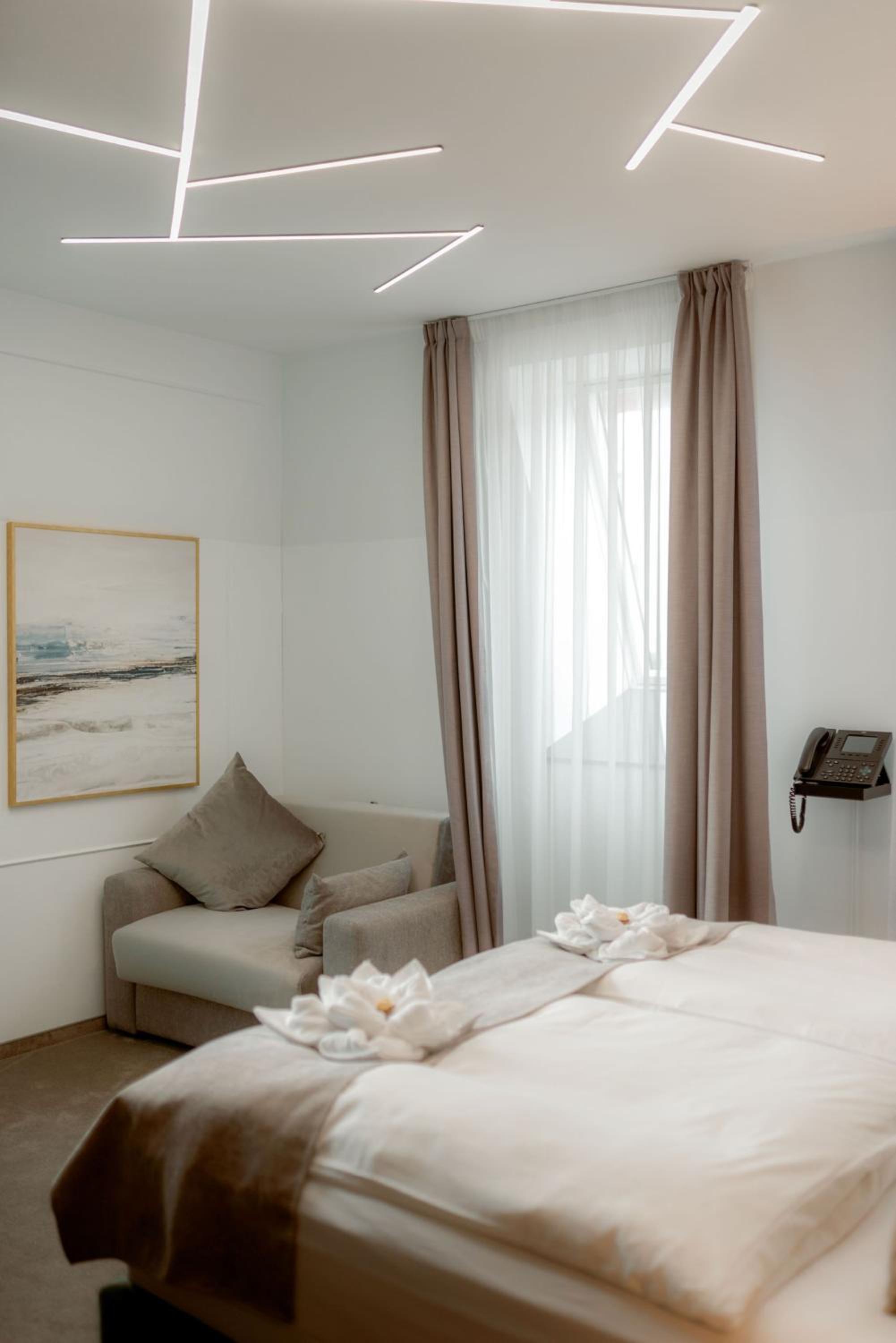 Superior Triple Room - Photo 1