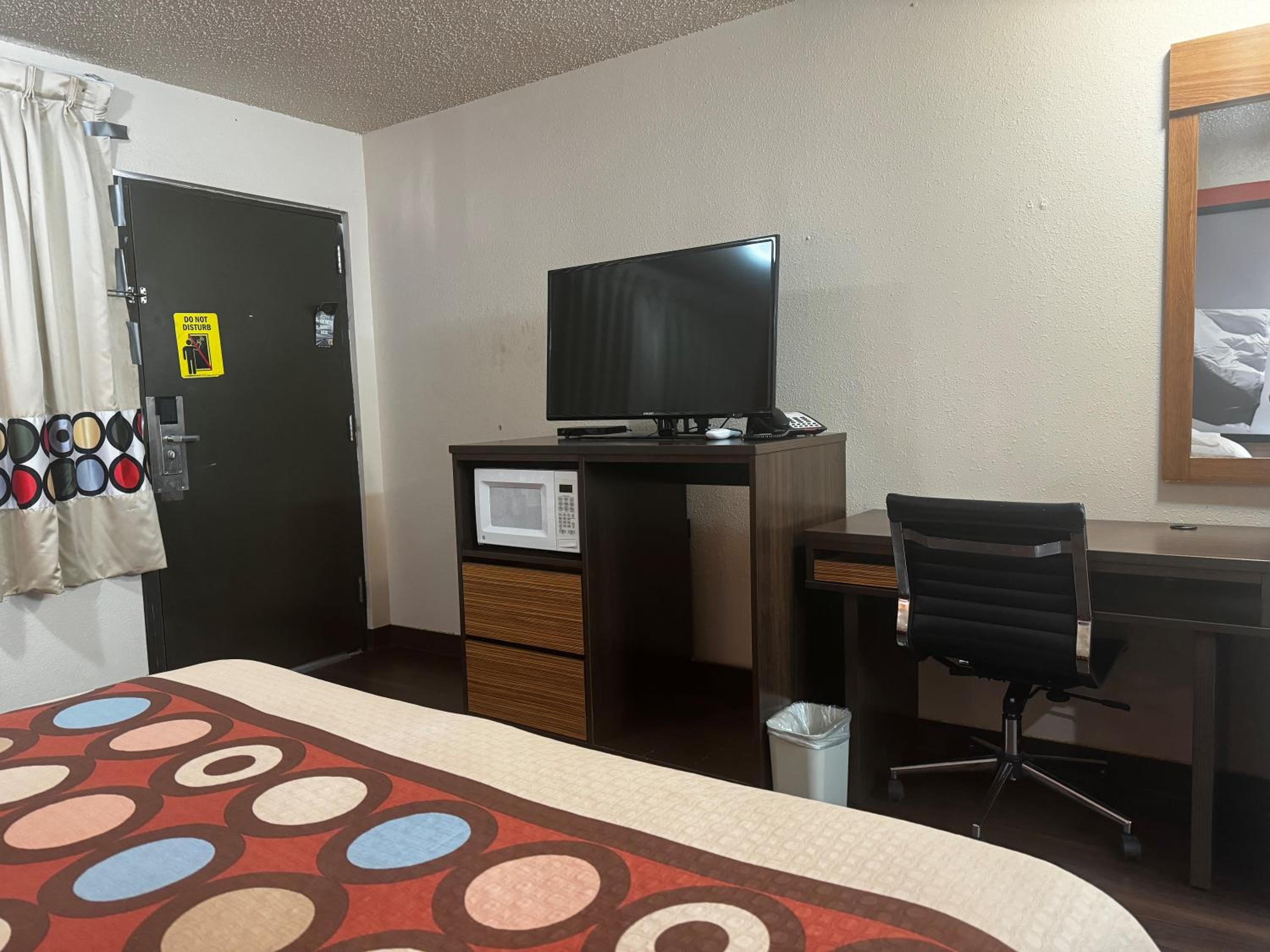 Super 8 by Wyndham Giddings, Billede 2