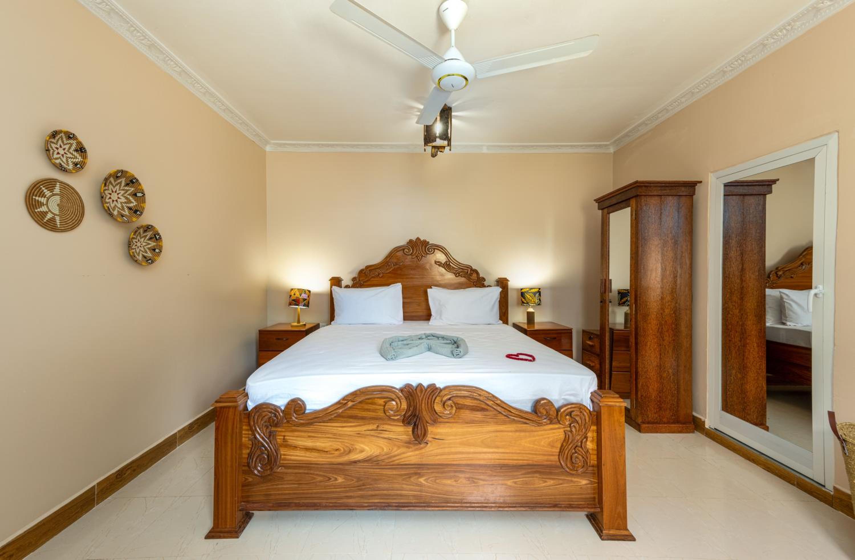 Deluxe Double Room with Shower photo 3
