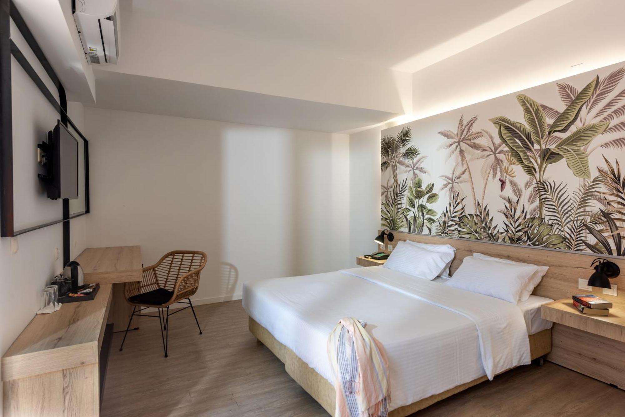 Superior Double Room with Plunge Pool