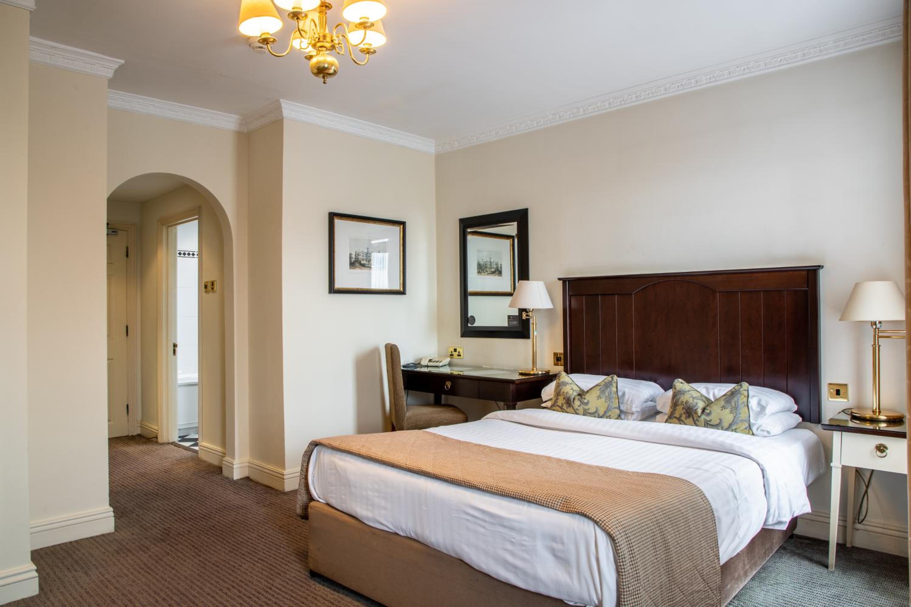 Executive Double Room - Photo 7