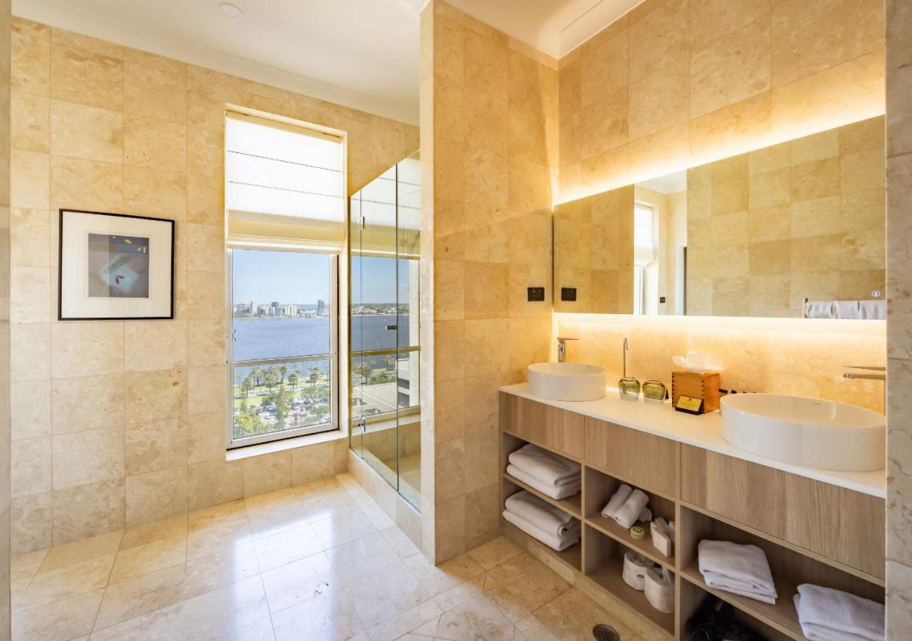 Swan River Suite thumbnail 6