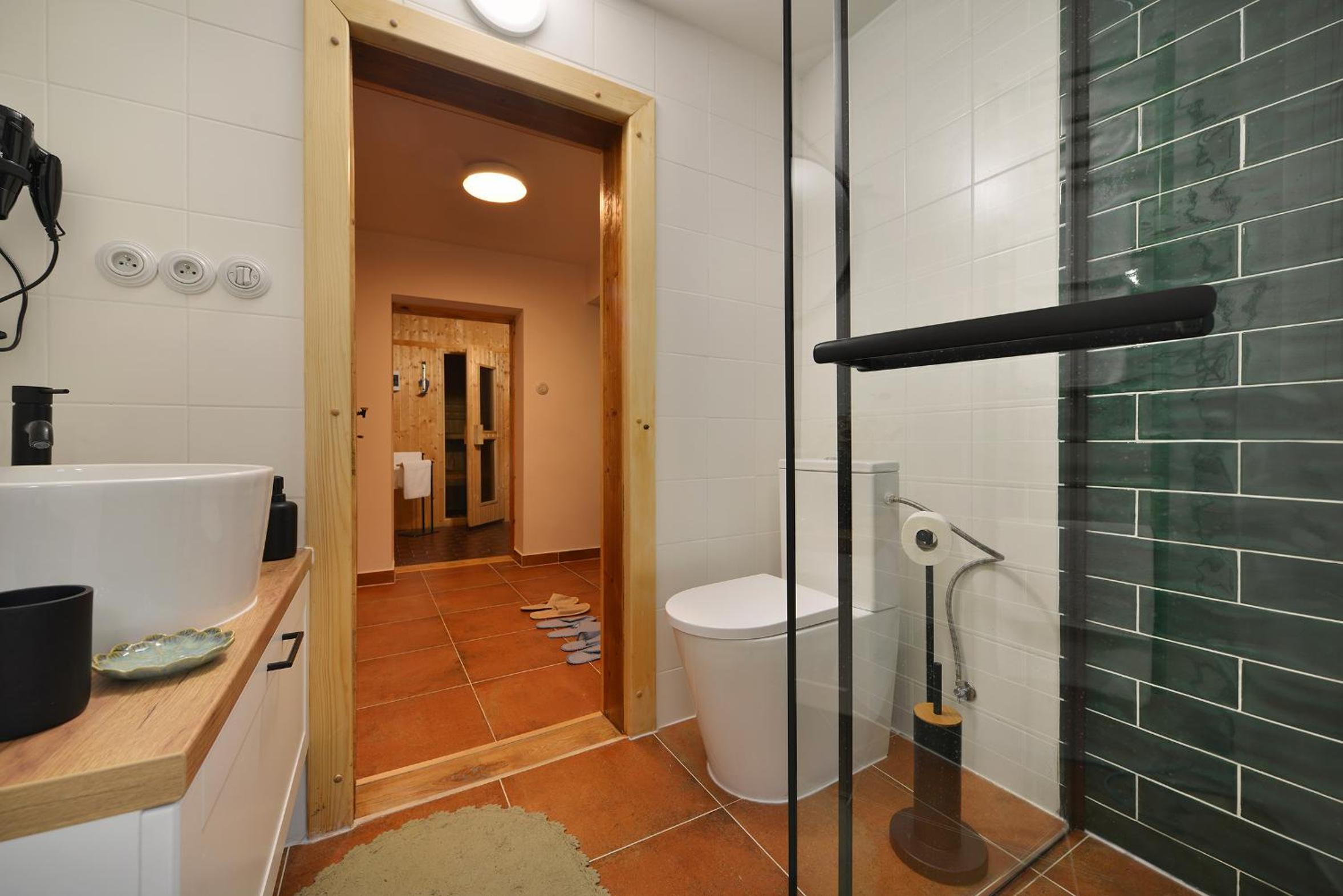 Three-Bedroom Cottage photo 3