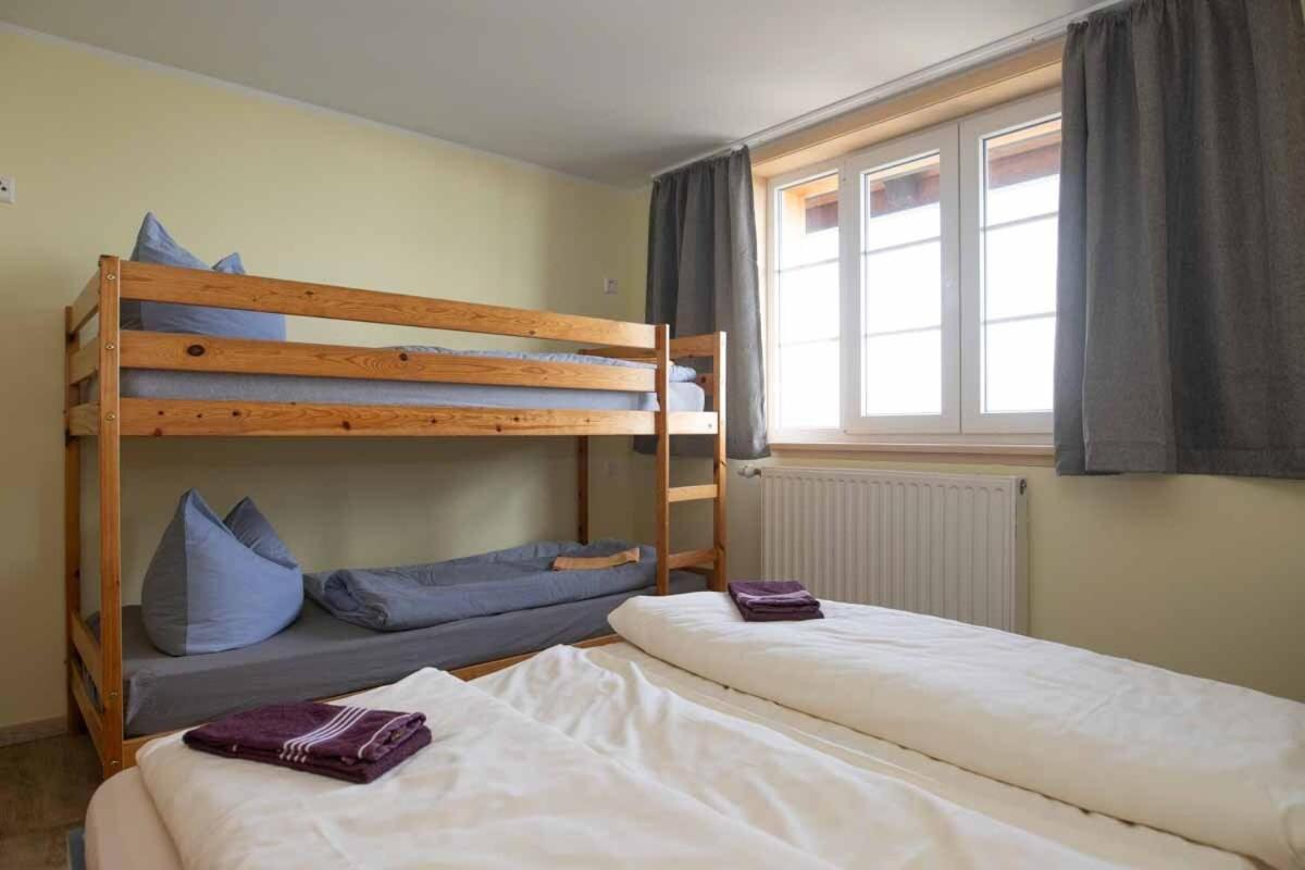 Quadruple Room with Private Bathroom photo 1