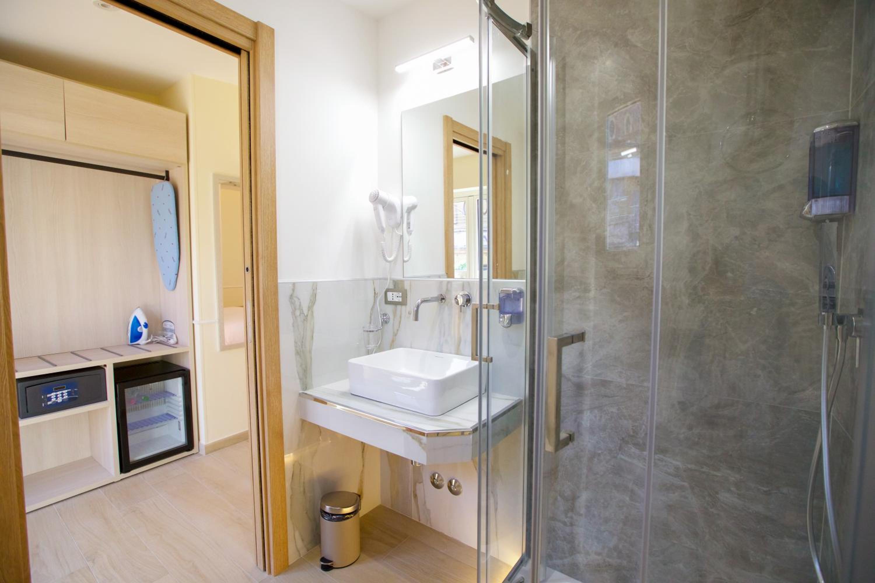 Suite with Terrace photo 3
