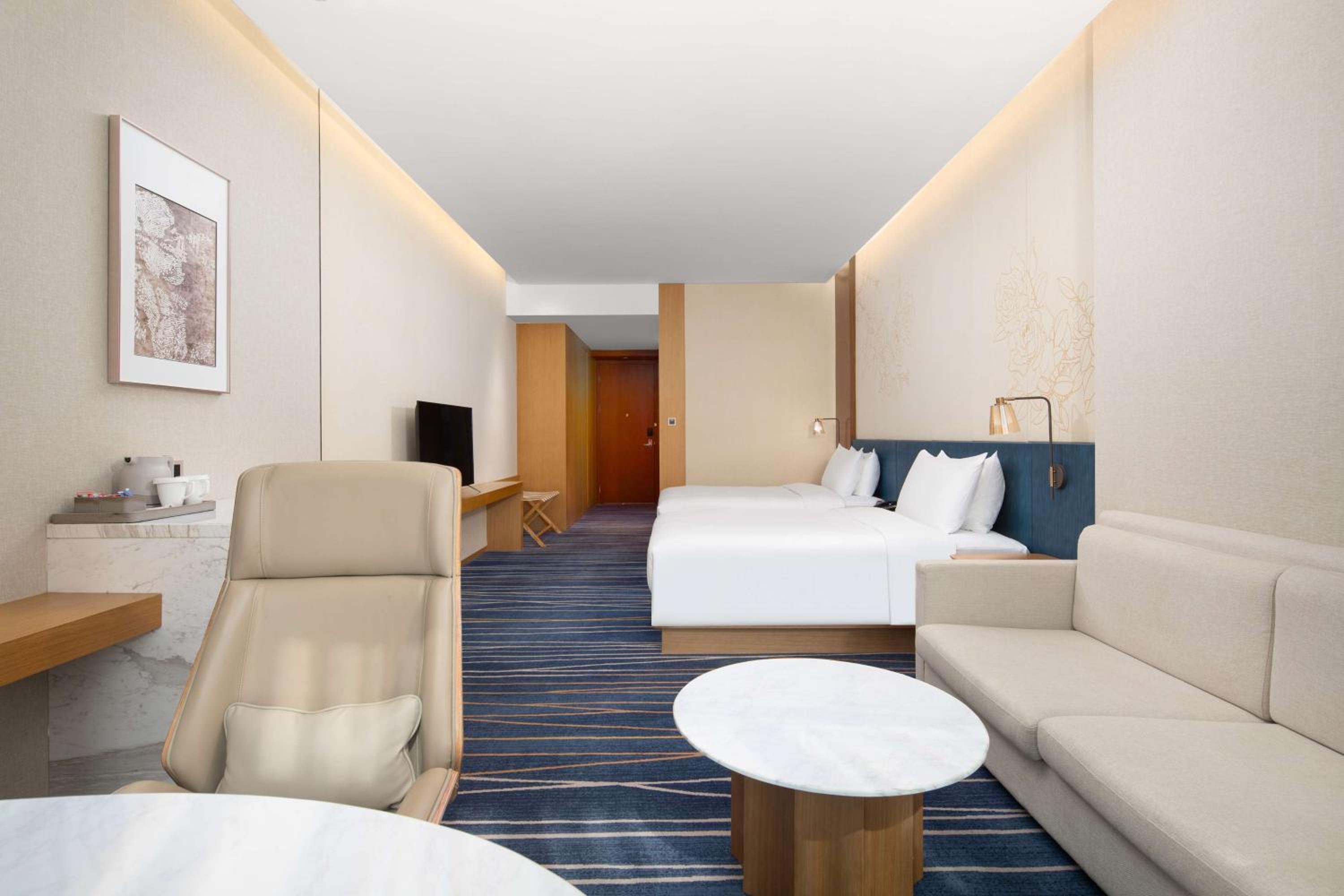 Deluxe Twin Room - Photo 1