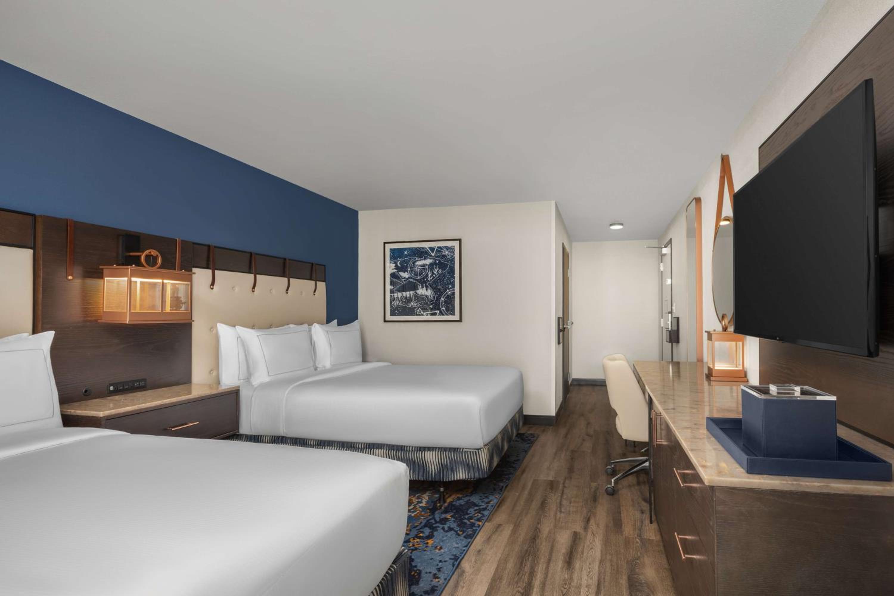 Queen Room with Two Queen Beds - Photo 1