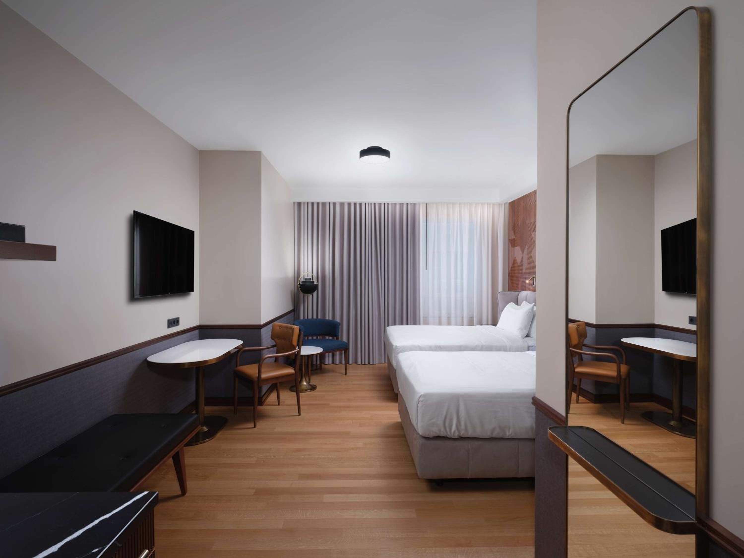 Classic Twin Room - Photo 3