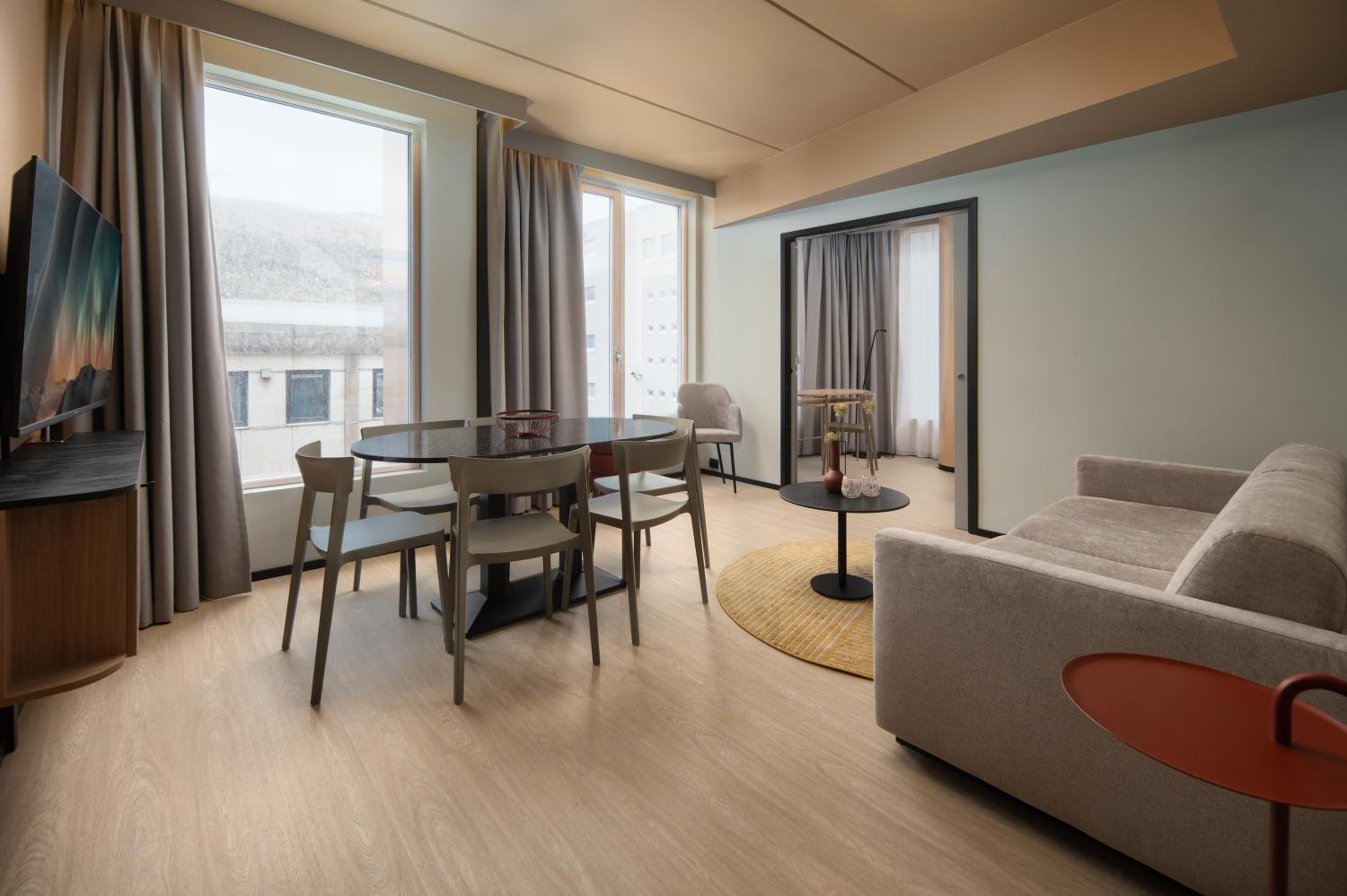 Two-Bedroom Apartment - Photo 4
