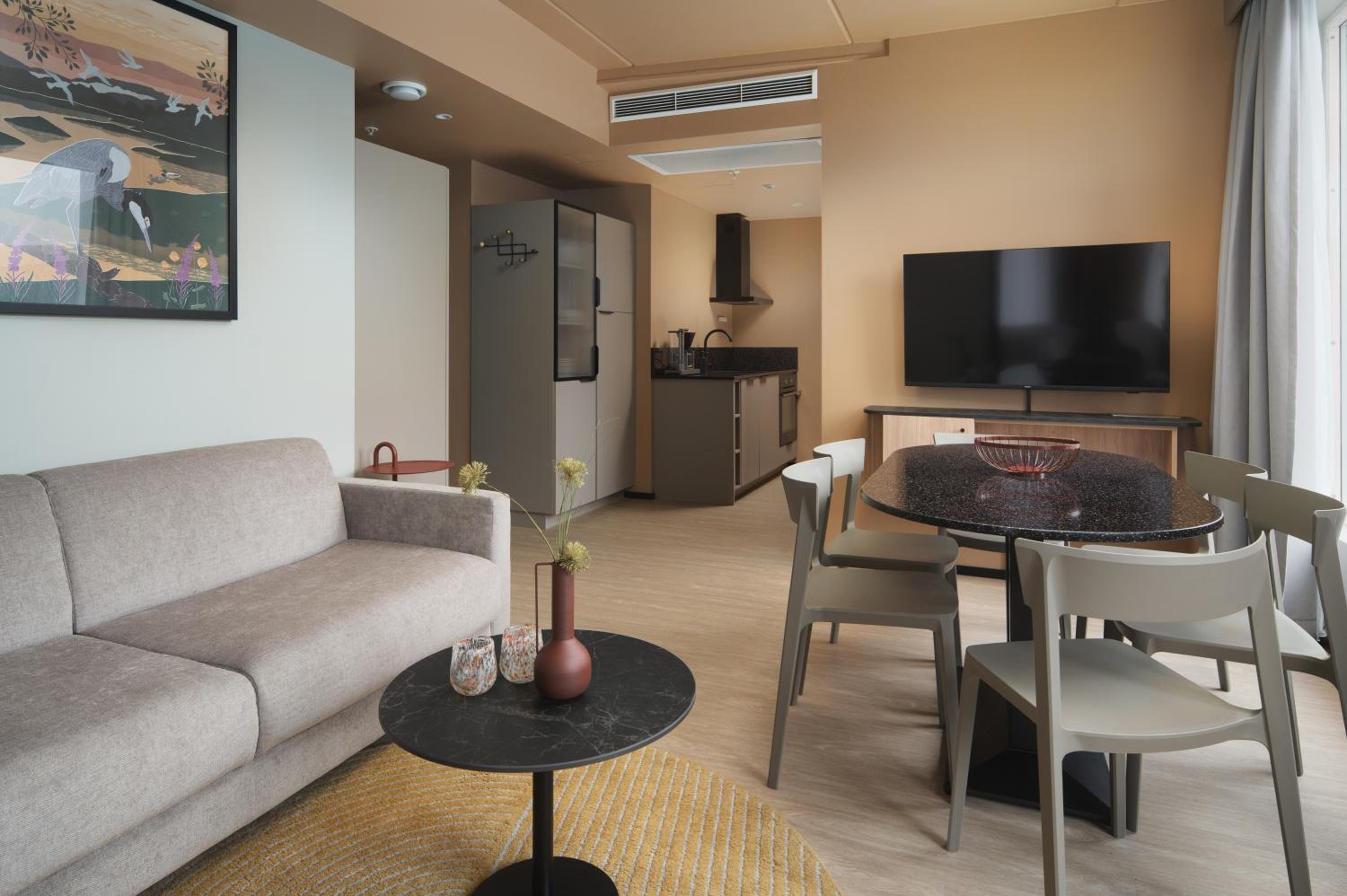 Two-Bedroom Apartment - Photo 16