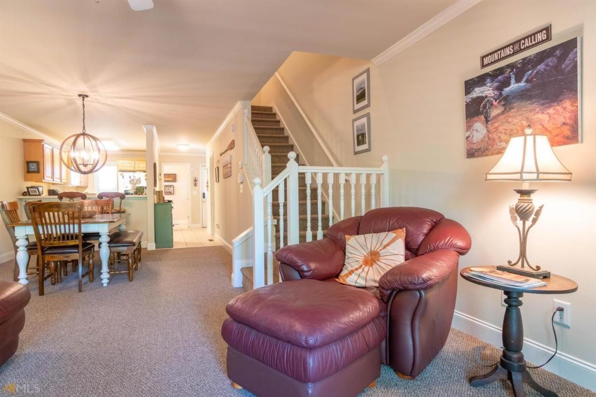 Four-Bedroom House photo 1