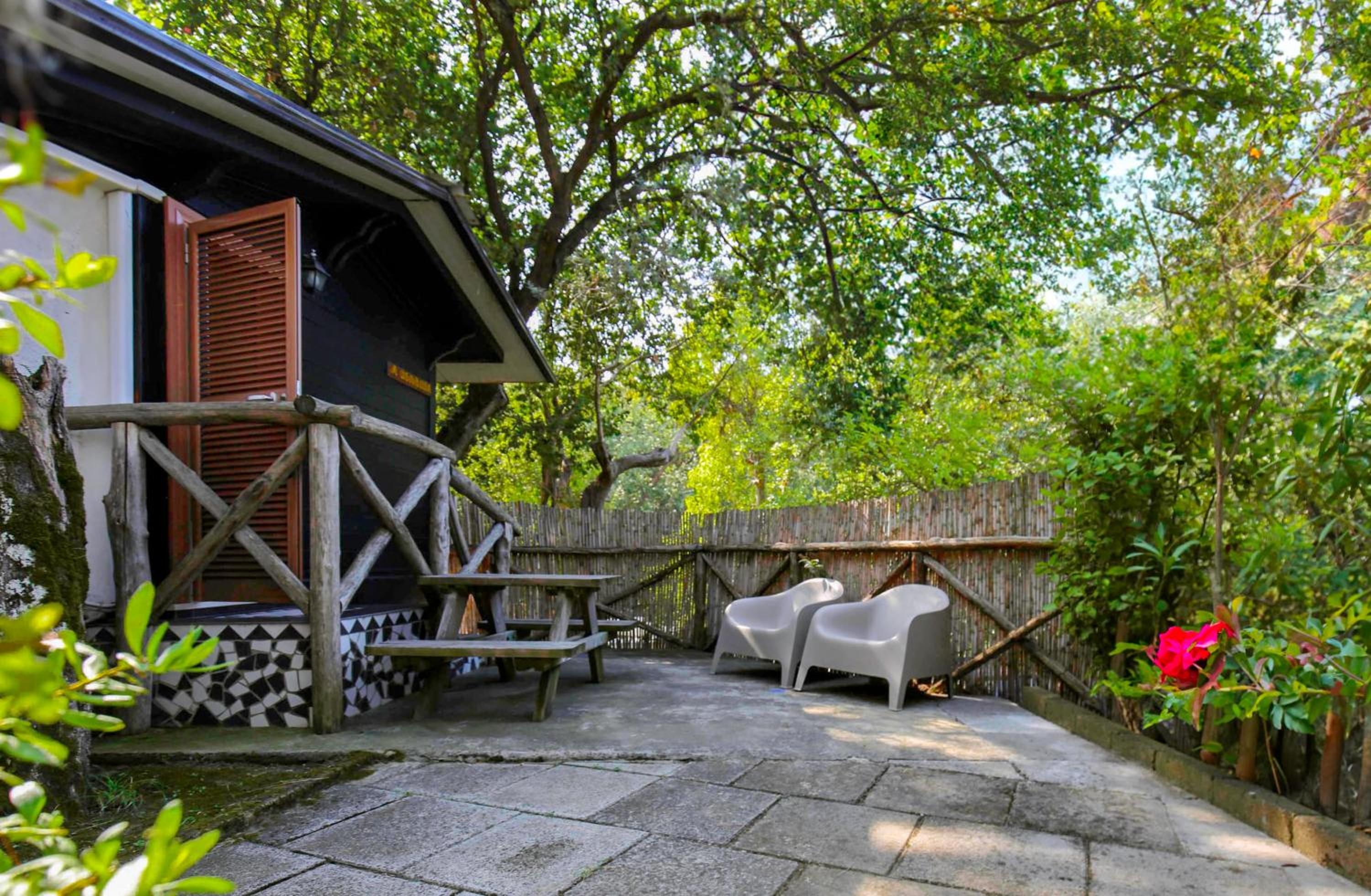 Bungalow (2 Adults) - Photo 7