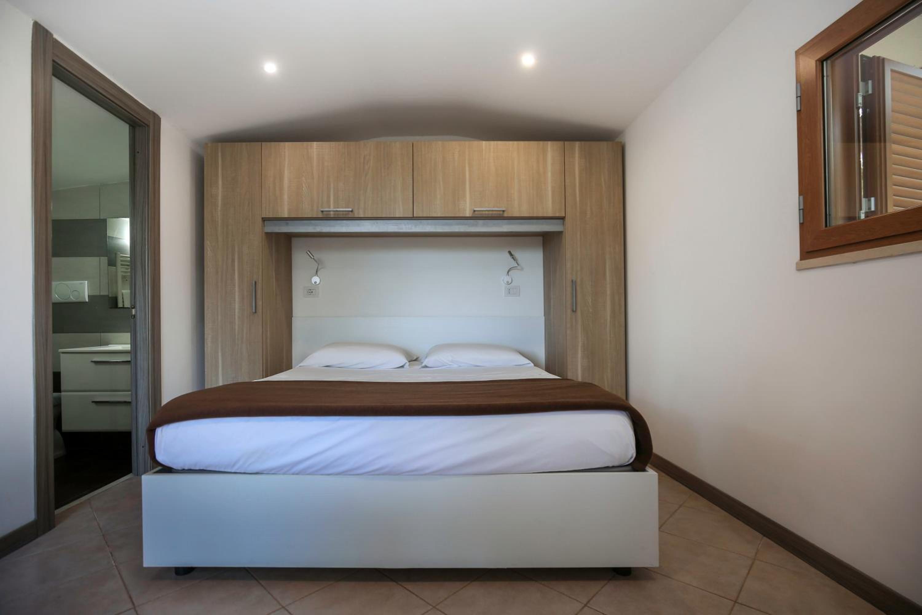 Bungalow (2 Adults) - Photo 5