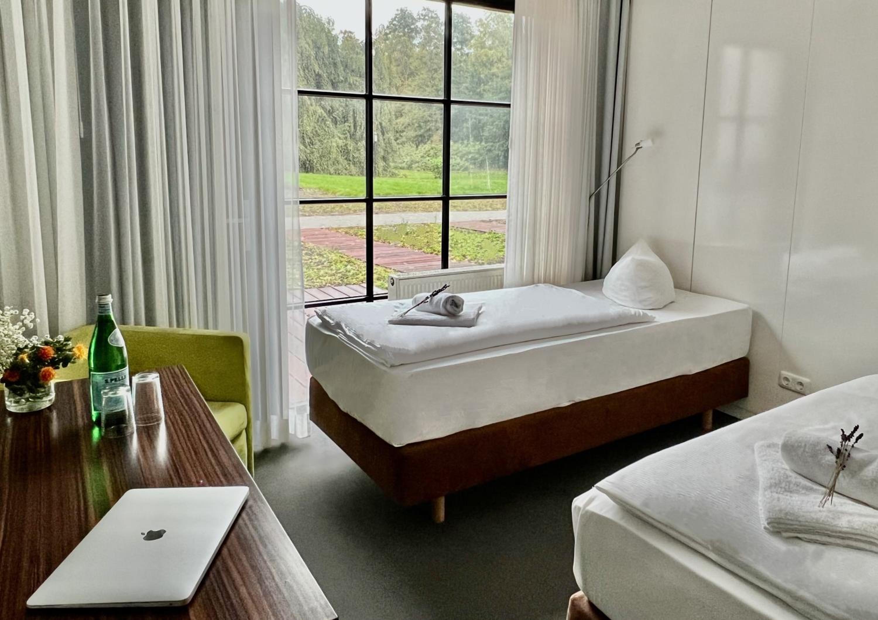 Economy Double Room in Annex photo 3