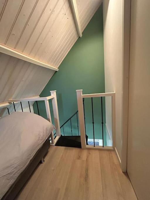 One-Bedroom House photo 2