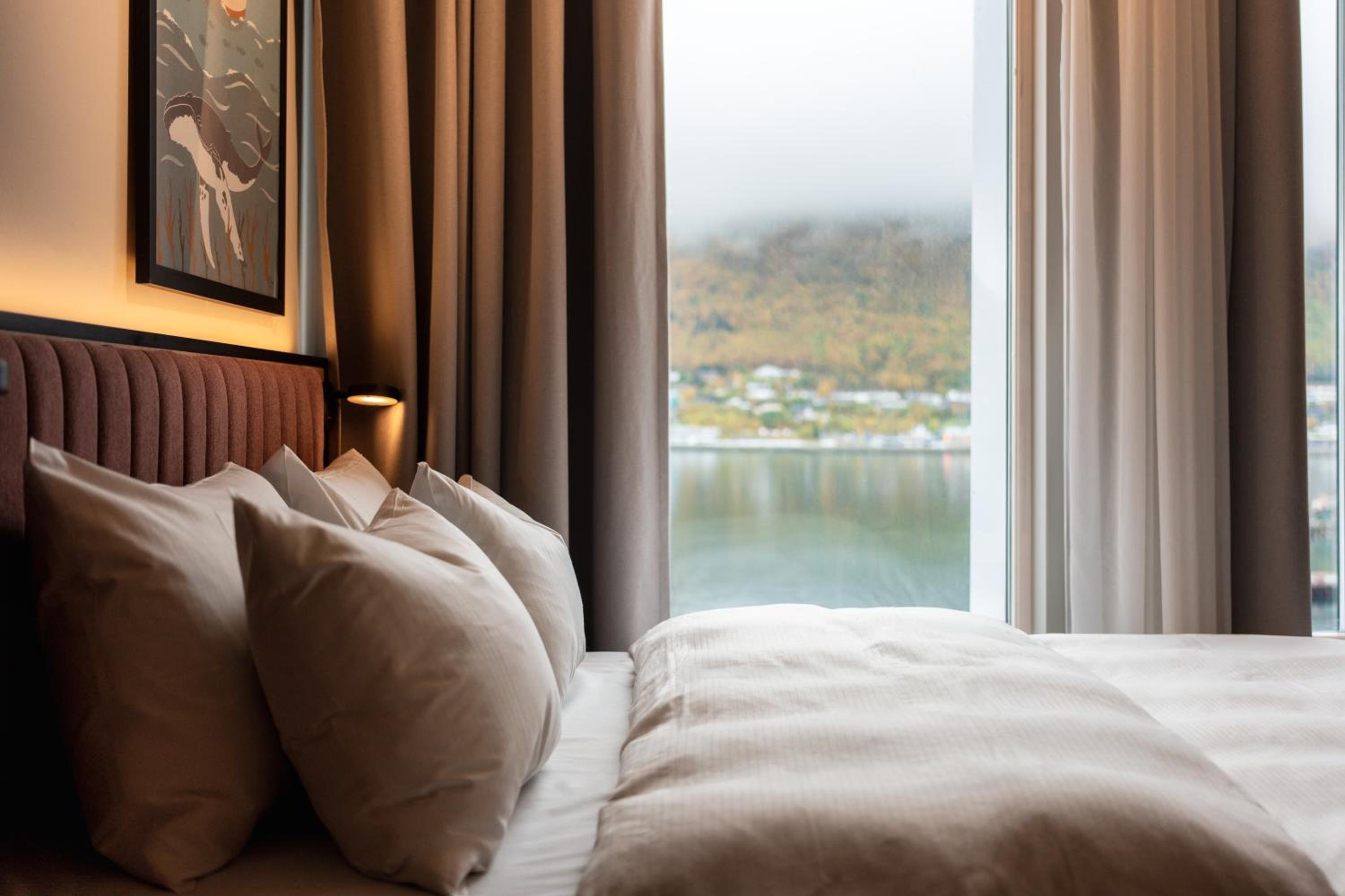 Apartment with Two-Bedrooms and Sea View - Photo 1